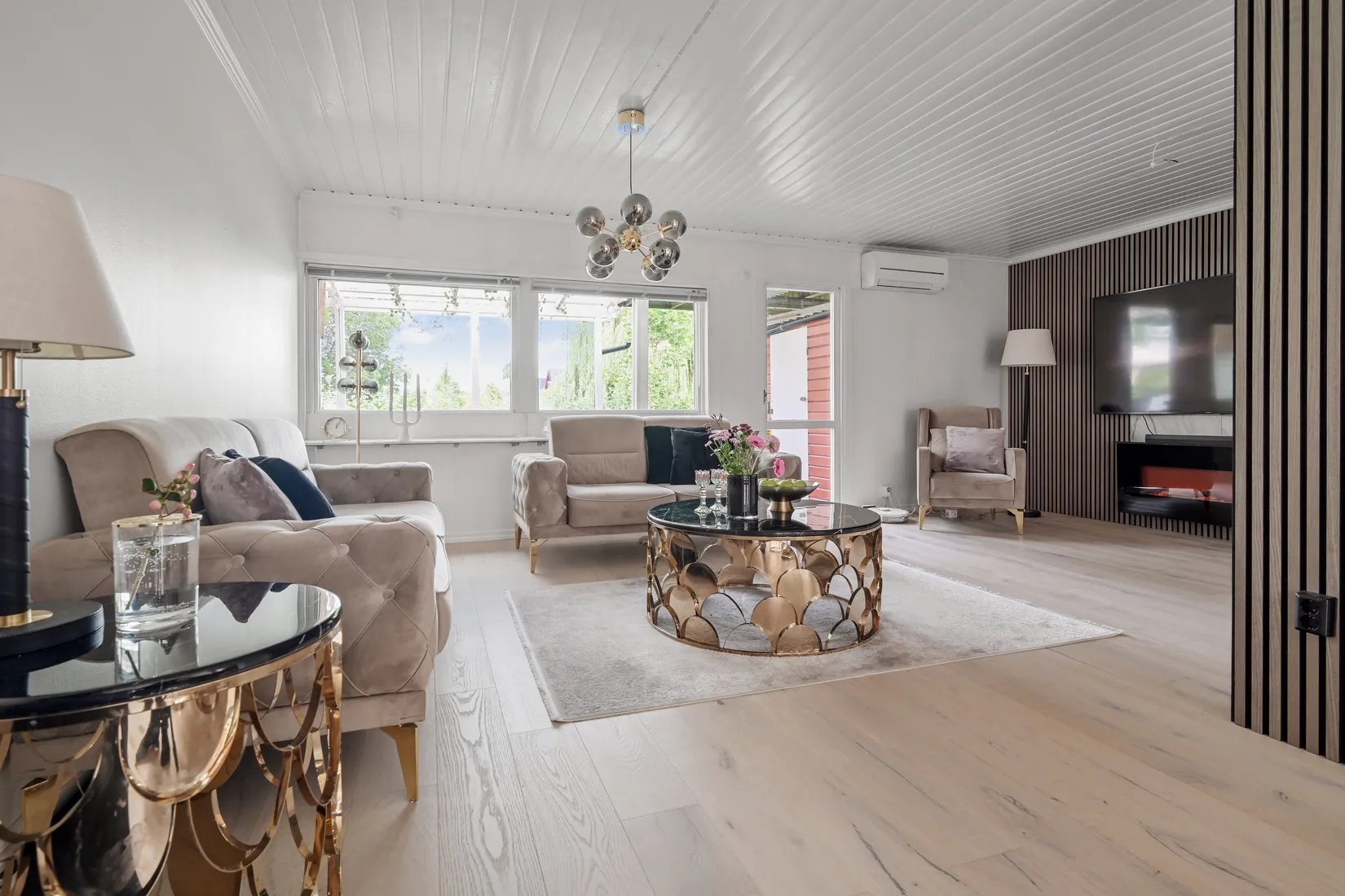 Radhus, Sundsborgsvägen 107, Odenslunda, Upplands Väsby