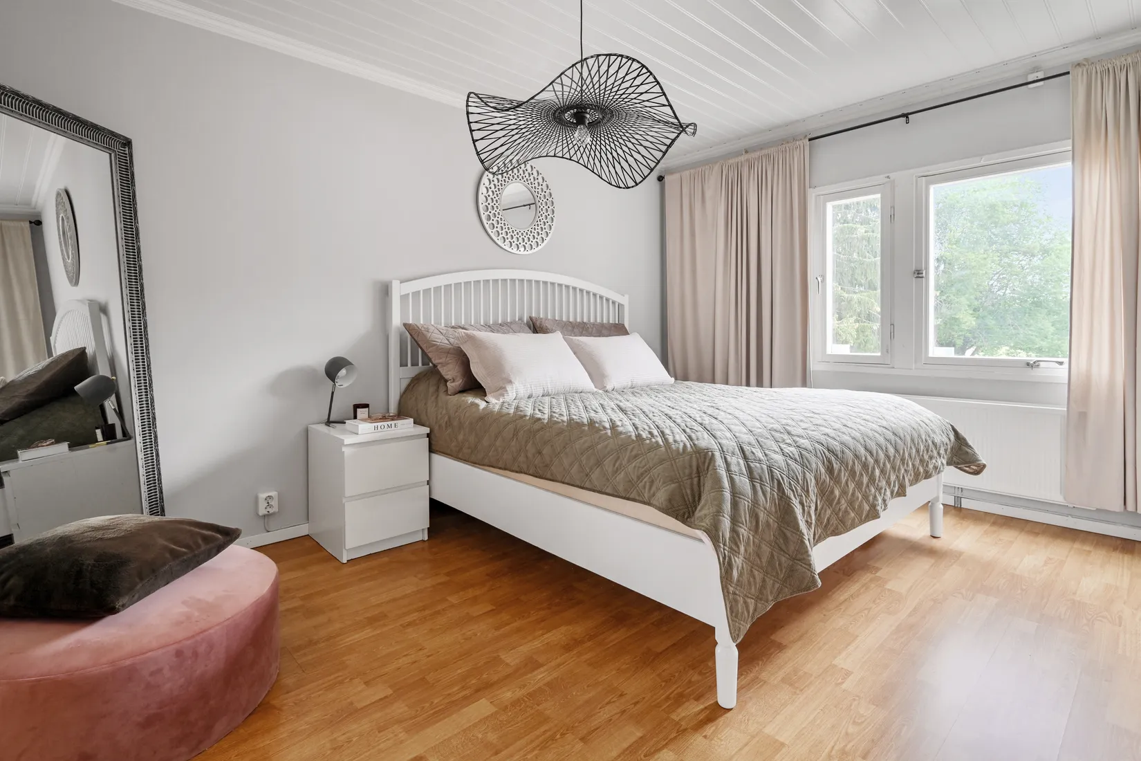 Radhus, Sundsborgsvägen 107, Odenslunda, Upplands Väsby