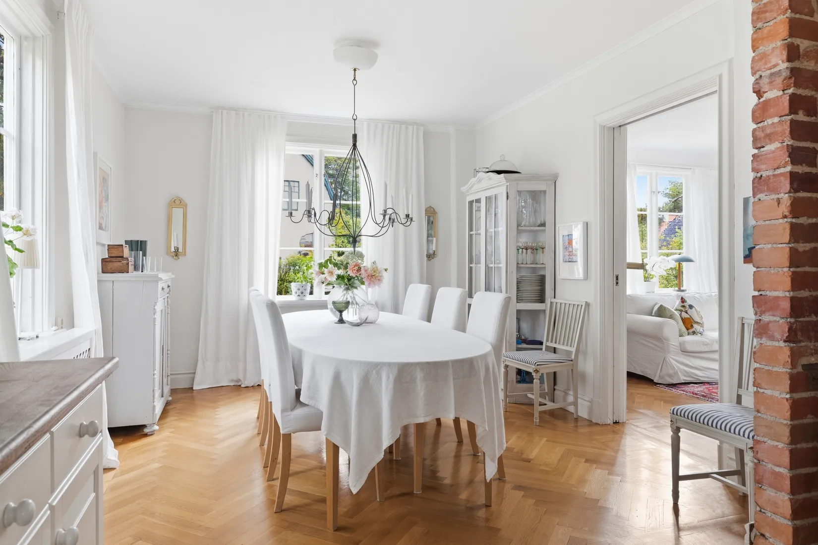 Villa, Eriksbergsvägen 12A, Helenelund, Sollentuna