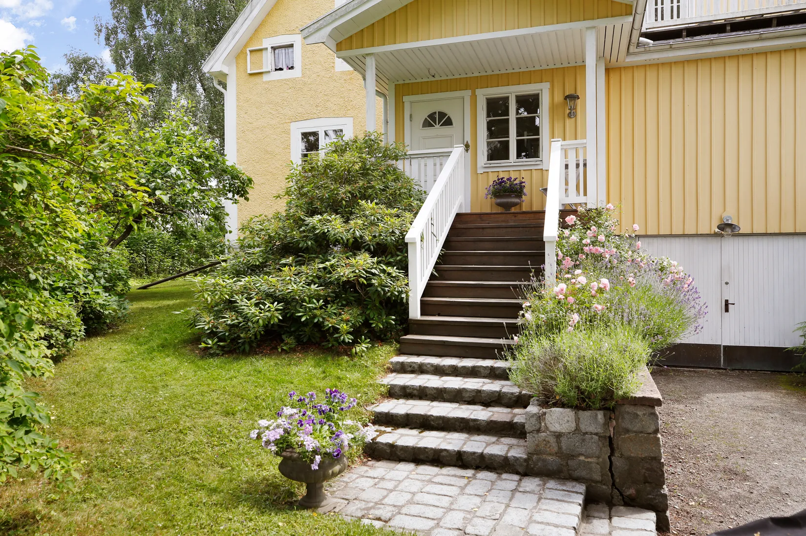 Villa, Eriksbergsvägen 12A, Helenelund, Sollentuna