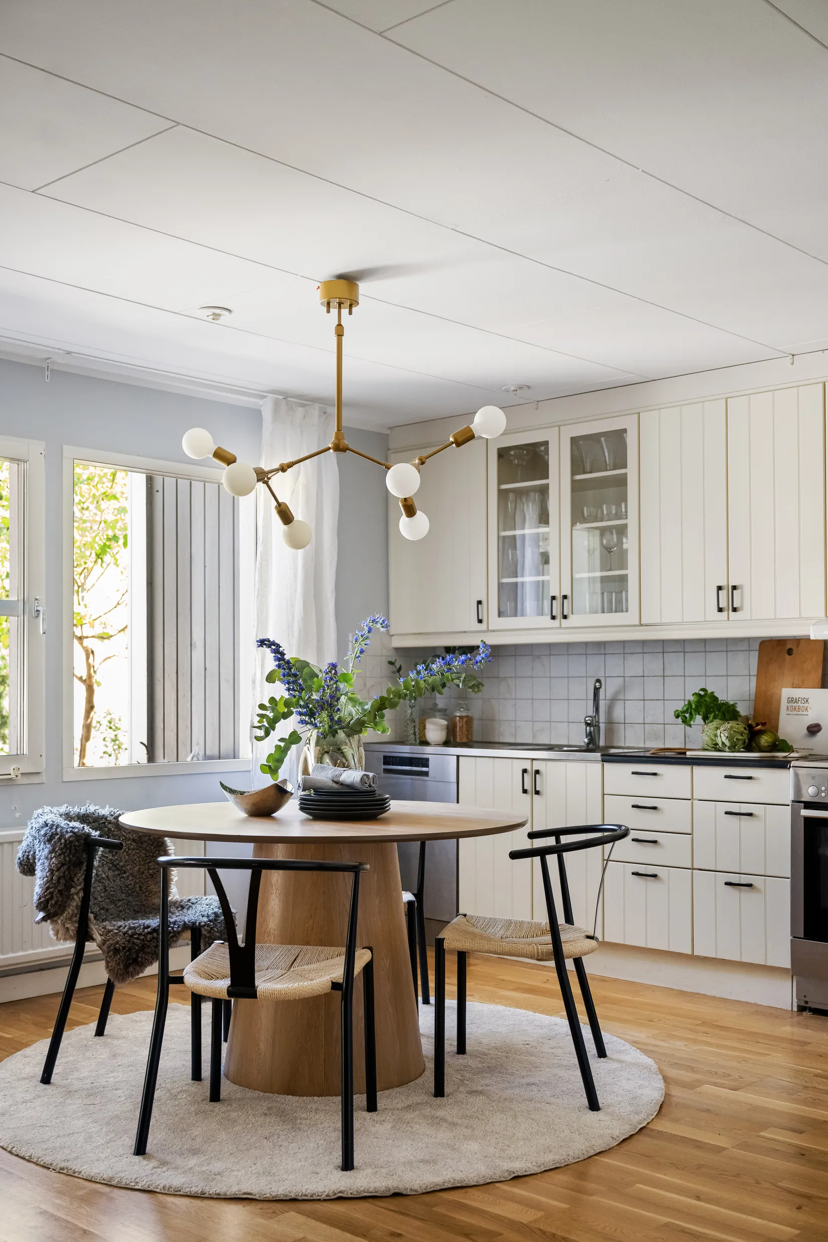 Radhus, Skylvägen 82, Visinge, Täby
