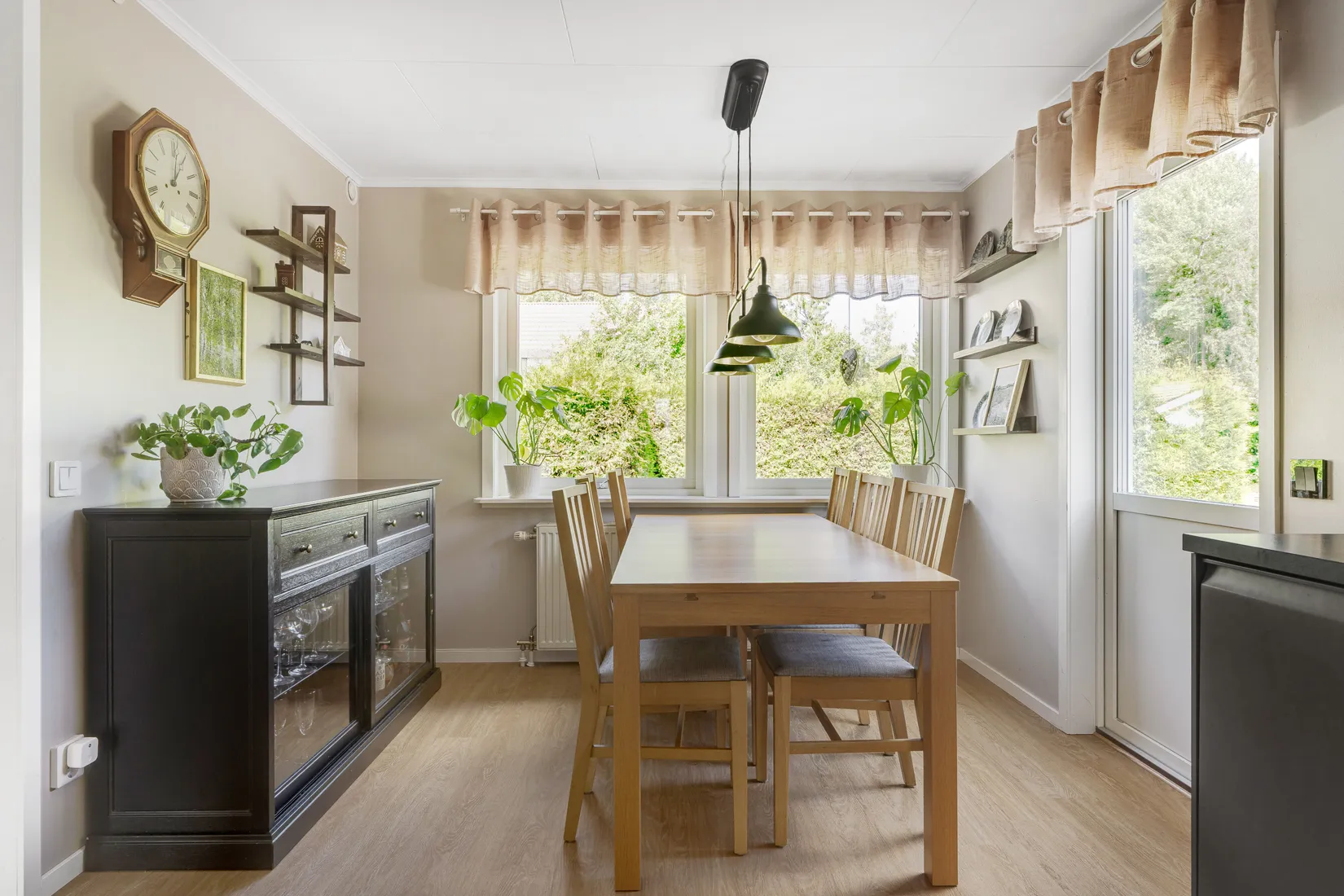 Radhus, Karljohanvägen 20, Örbyhus, Tierp