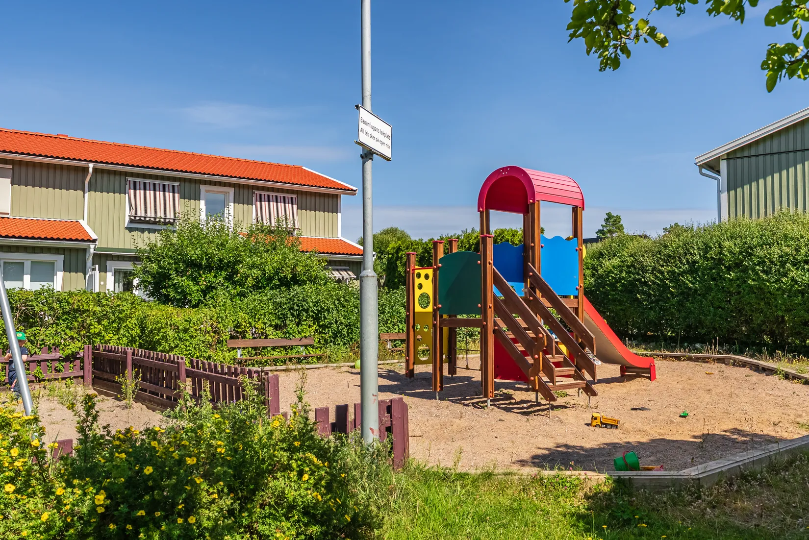 Radhus, Ropgränd 39, Skarpäng, Täby