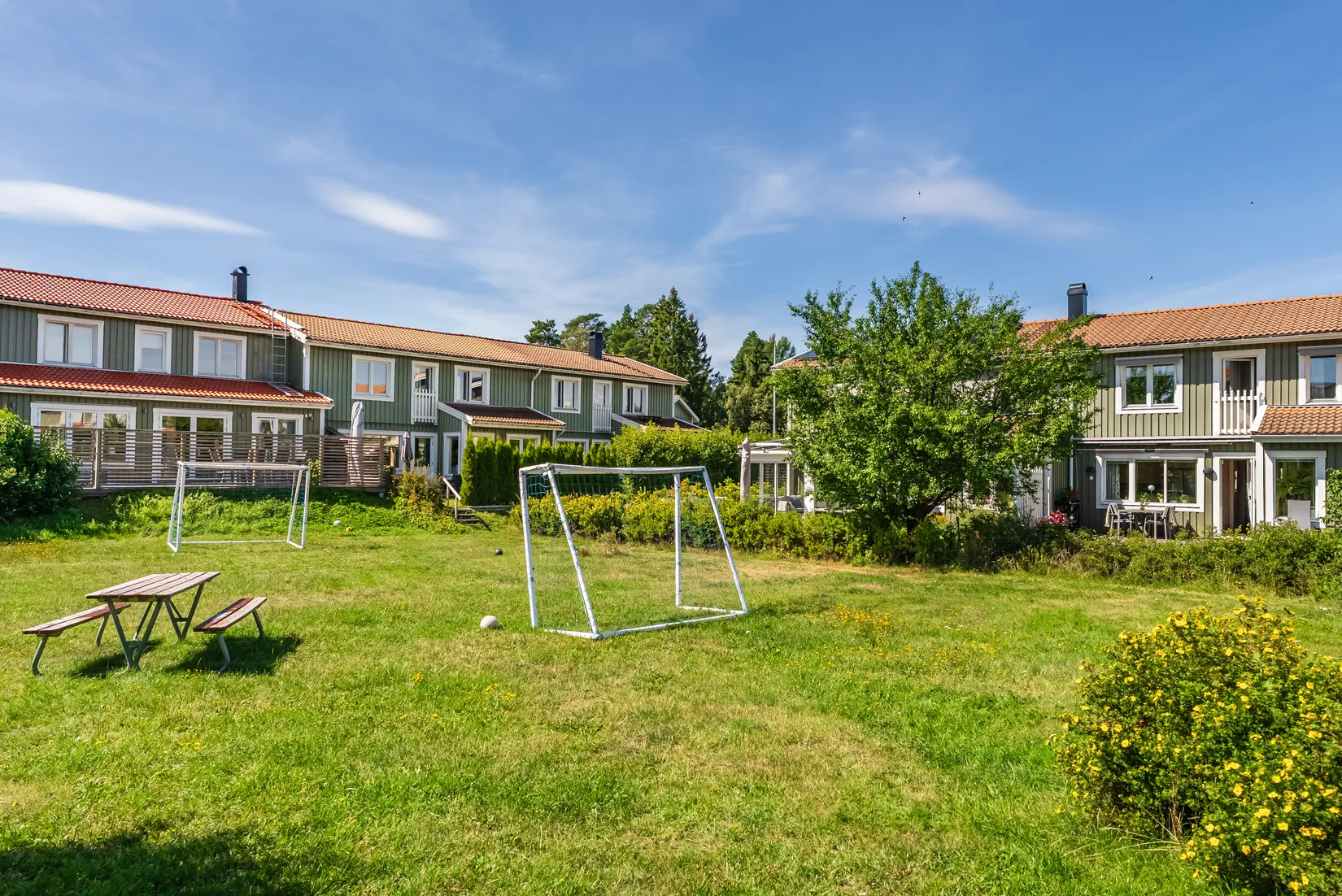 Radhus, Ropgränd 39, Skarpäng, Täby