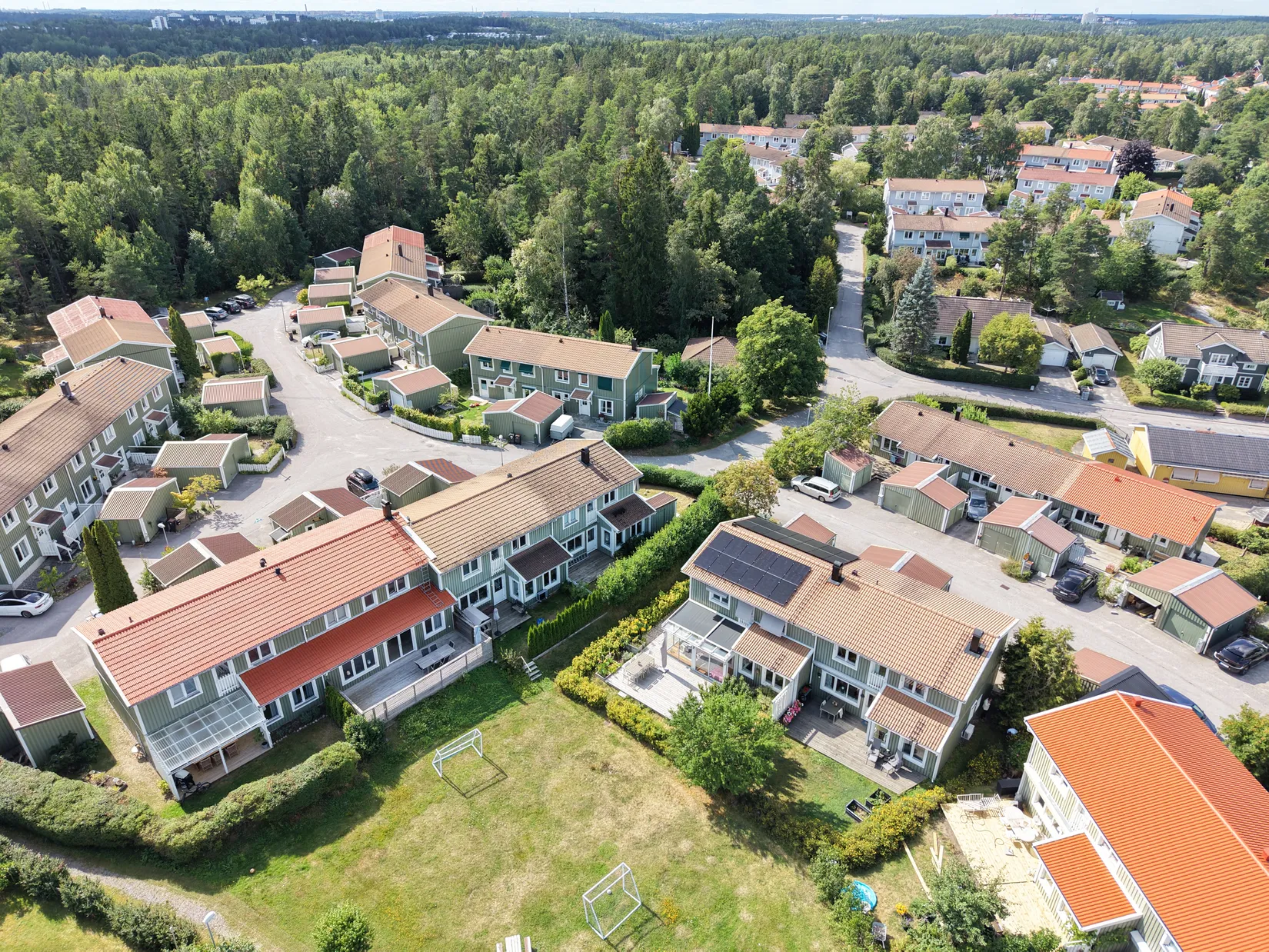 Radhus, Ropgränd 39, Skarpäng, Täby