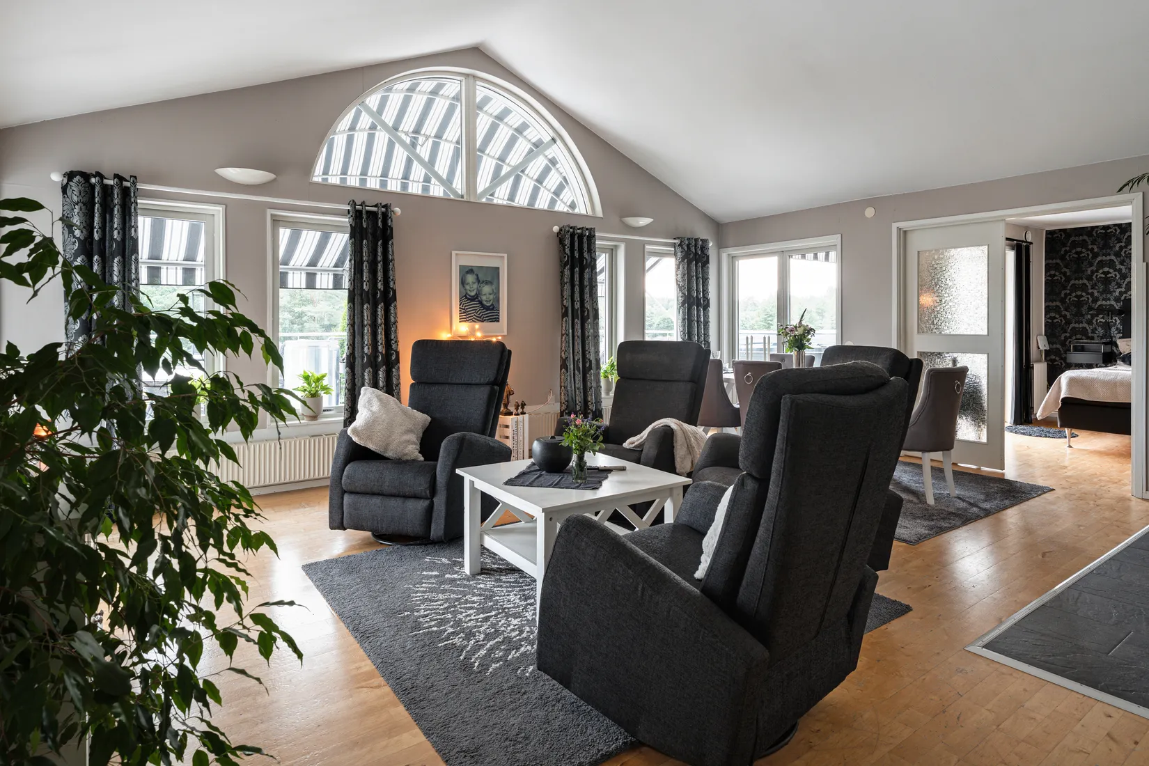 Villa, Arnes väg 4, Kinnarumma, Borås