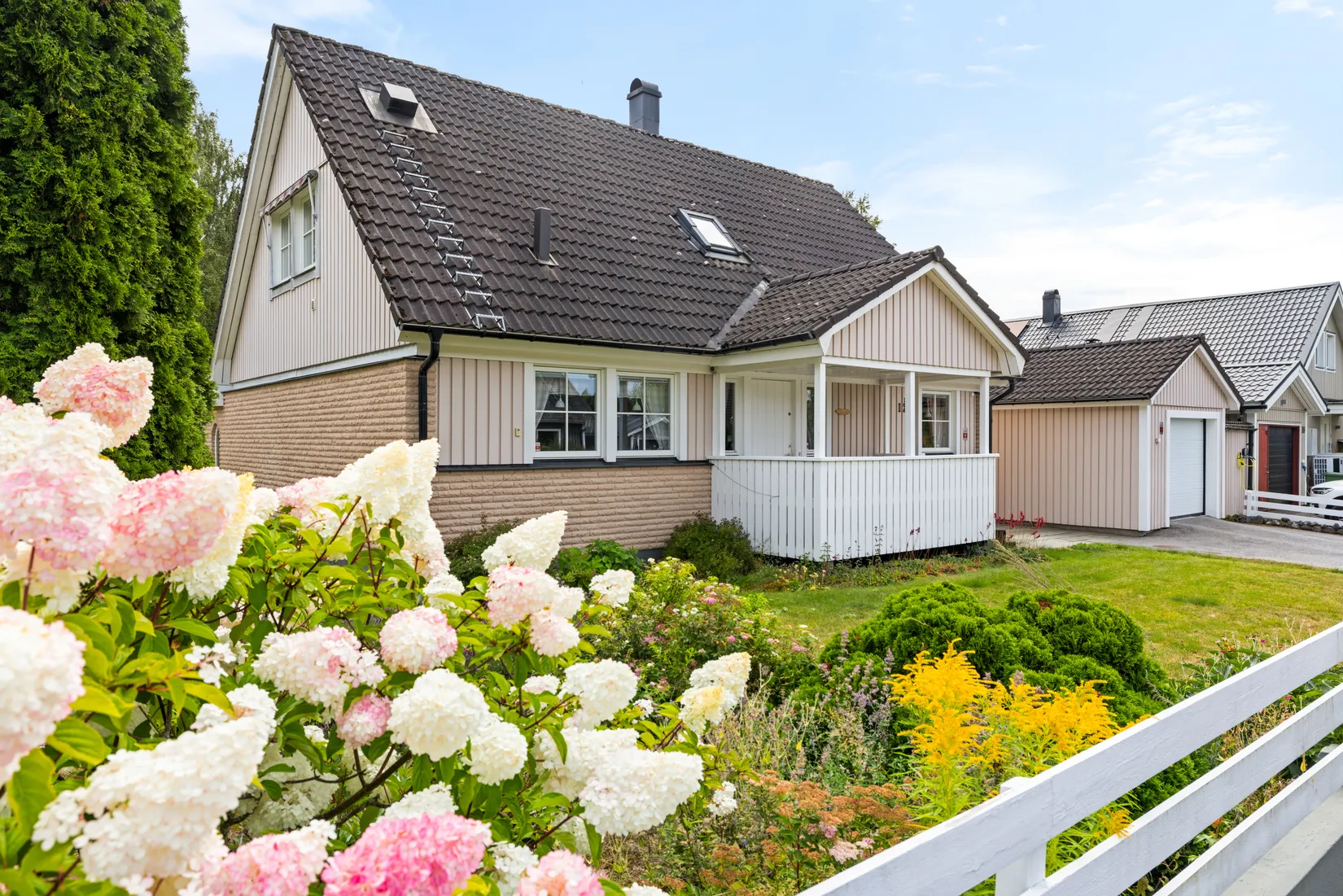Villa, Ugglevägen 12, Skäcklinge, Botkyrka