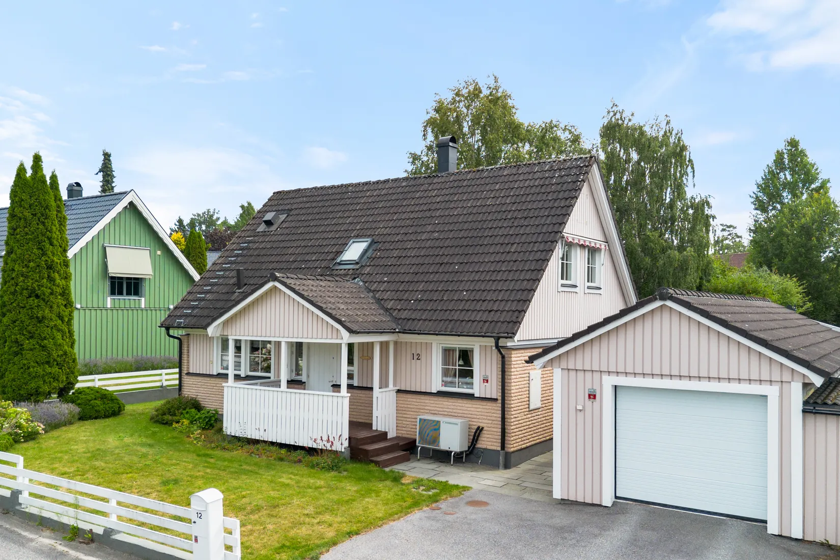 Villa, Ugglevägen 12, Skäcklinge, Botkyrka