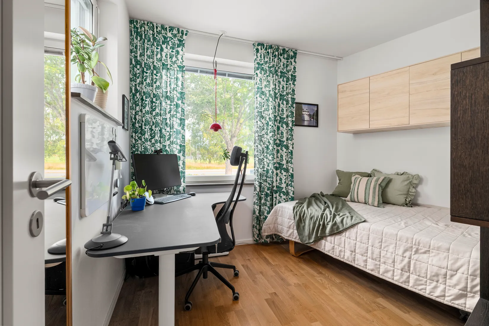 Radhus, Strömsundsgatan 28, Råcksta, Stockholm