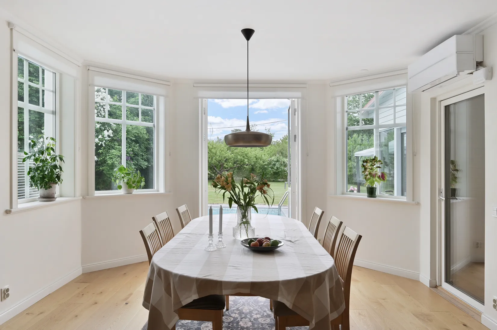 Villa, Tjädervägen 11, Barkarby, Järfälla