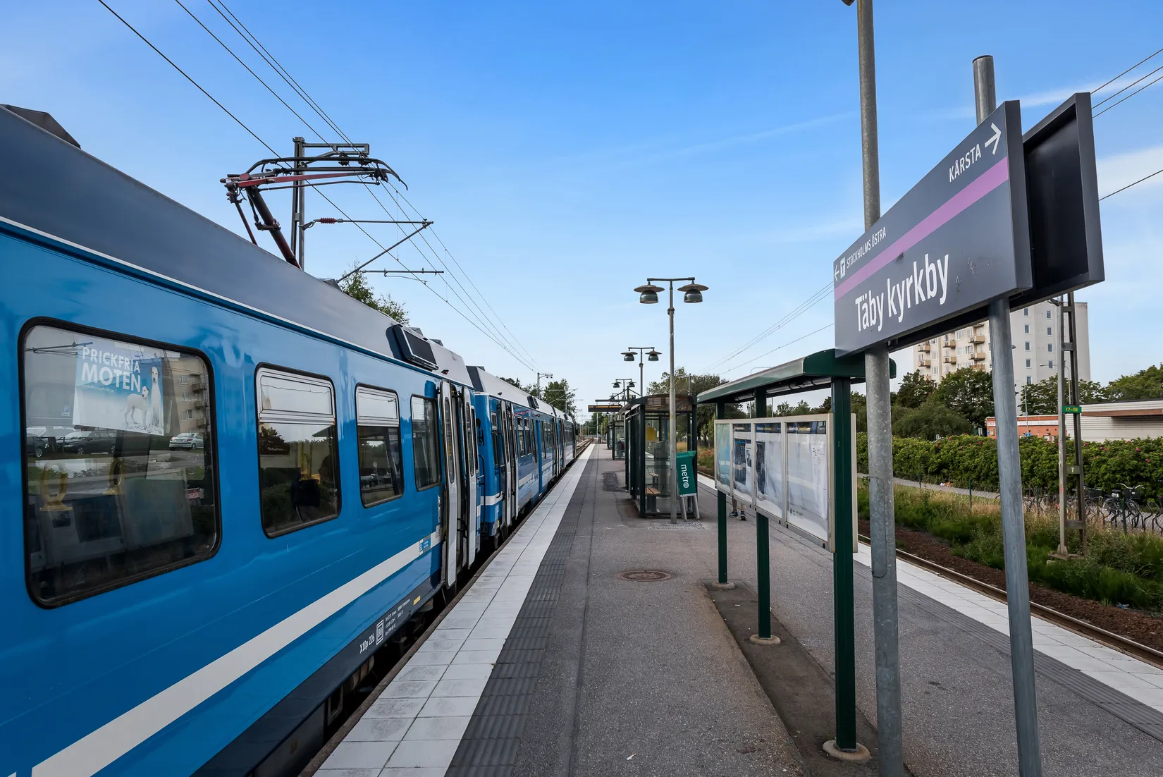 Radhus, Hembergavägen 27, Täby Kyrkby, Täby