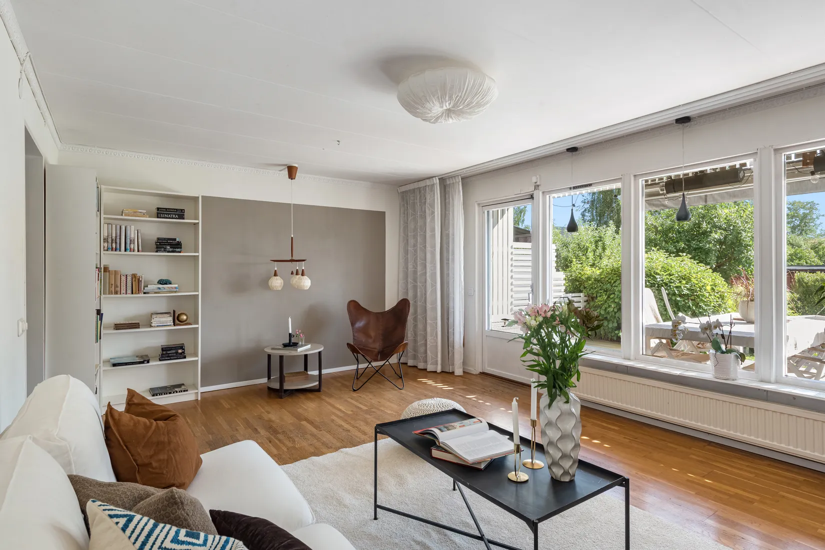 Radhus, Hembergavägen 27, Täby Kyrkby, Täby