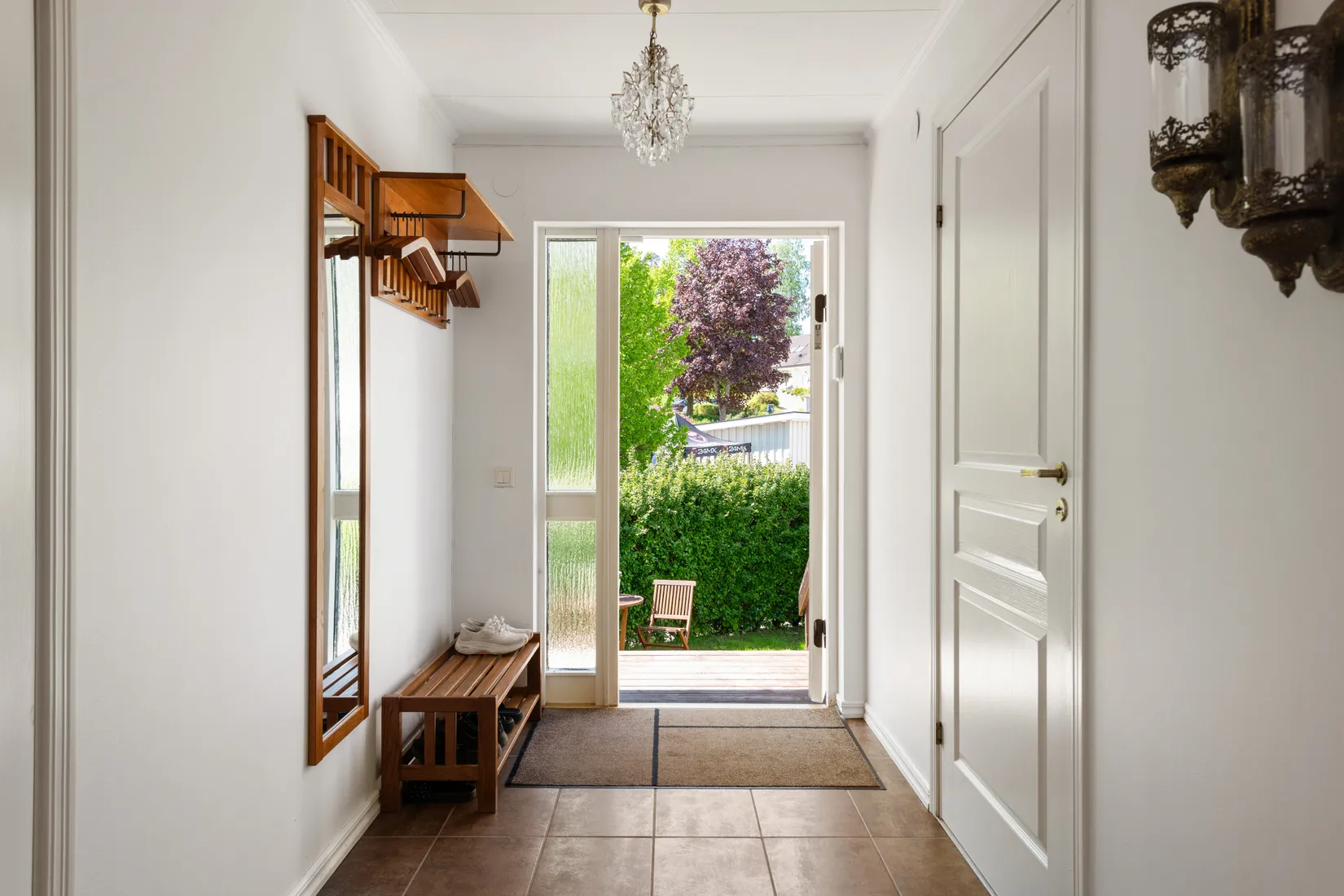 Radhus, Lansenvägen 23, Gribbylund, Täby