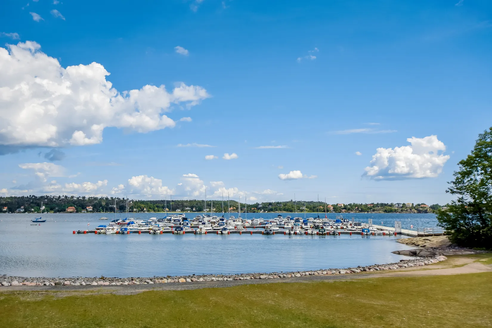 Radhus, Musserongången 171, Krusboda, Tyresö