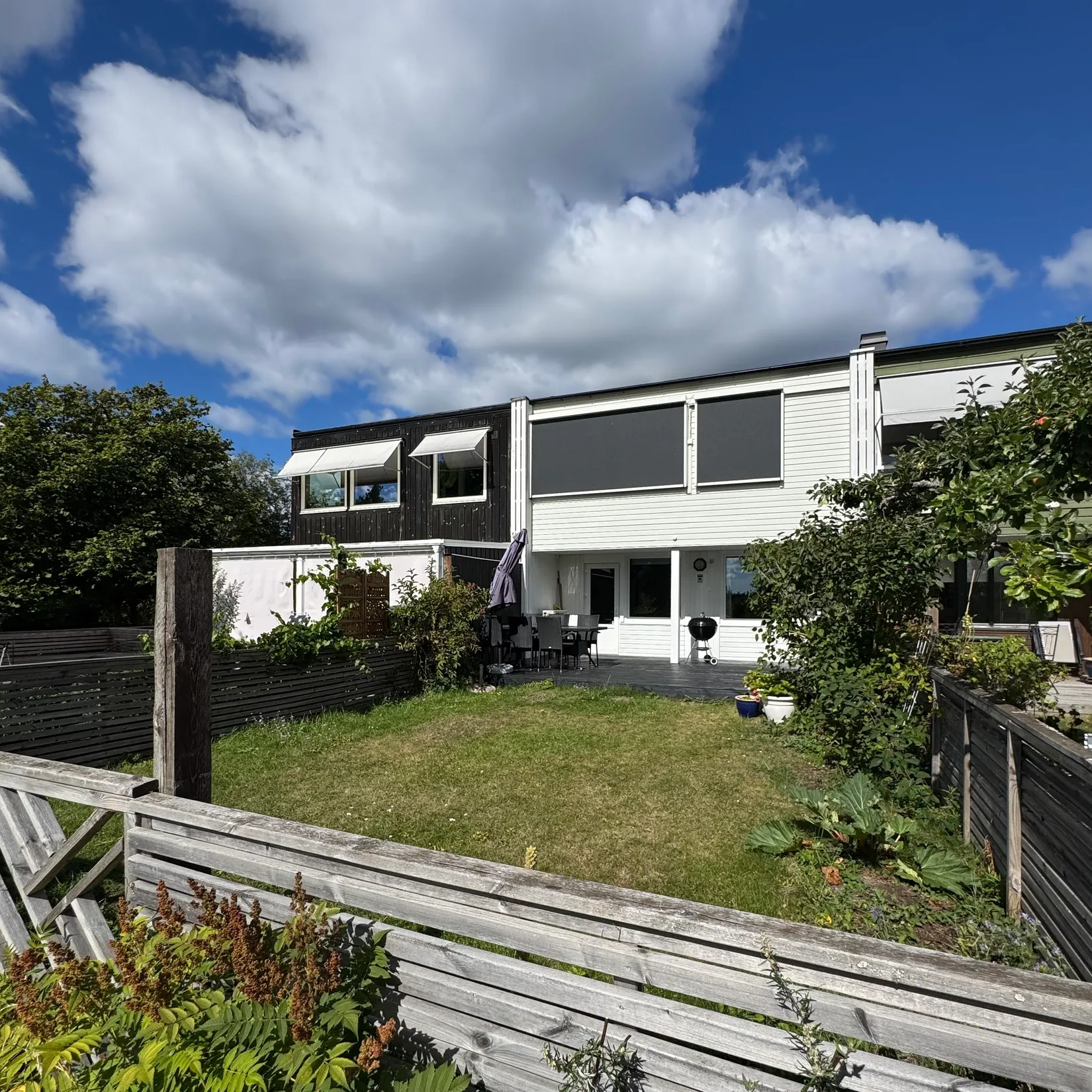 Radhus, Musserongången 171, Krusboda, Tyresö