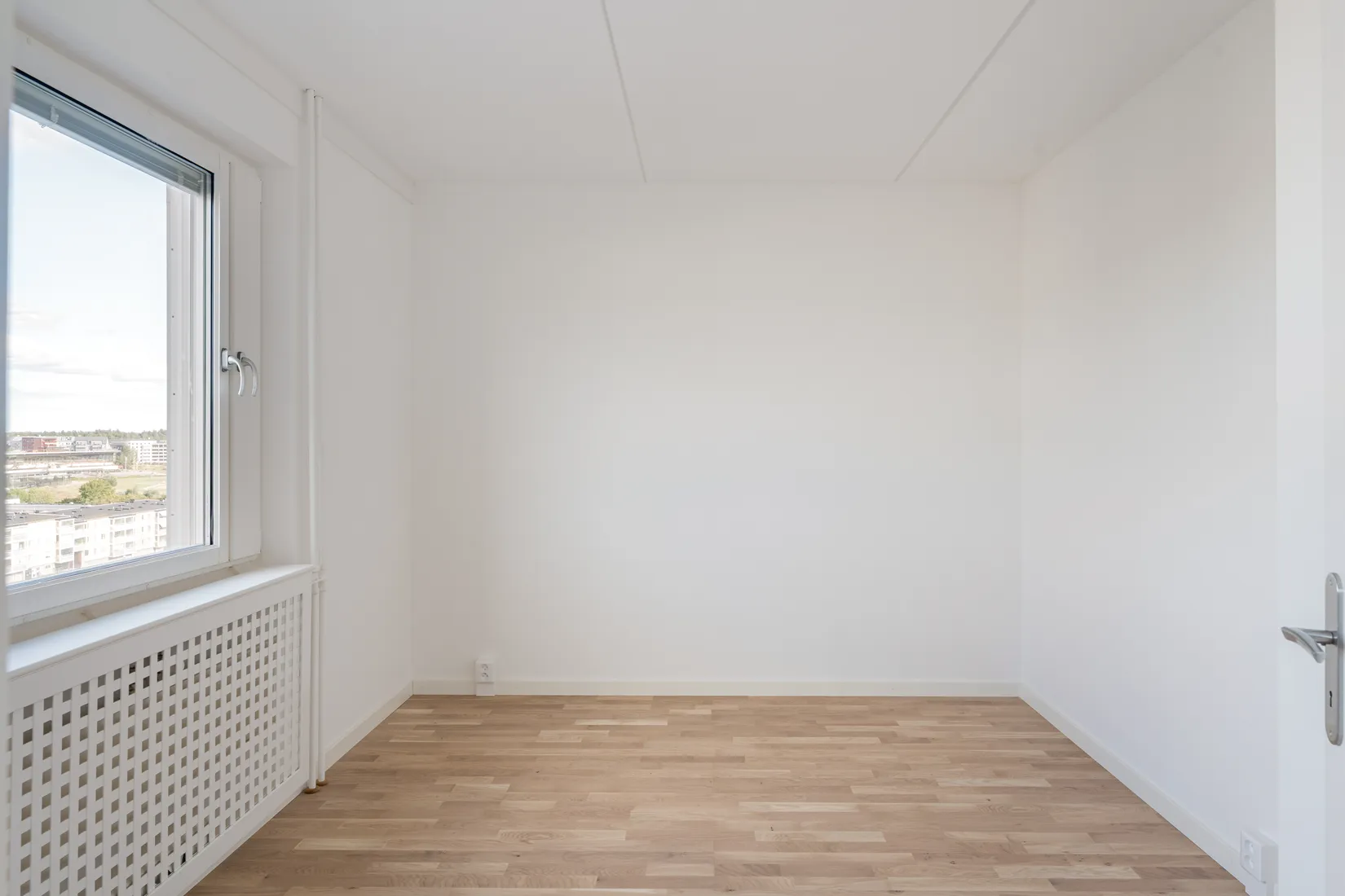 Bostadsrätt, ÅKERBYVÄGEN 98, Täby centrum - storstugan, Täby