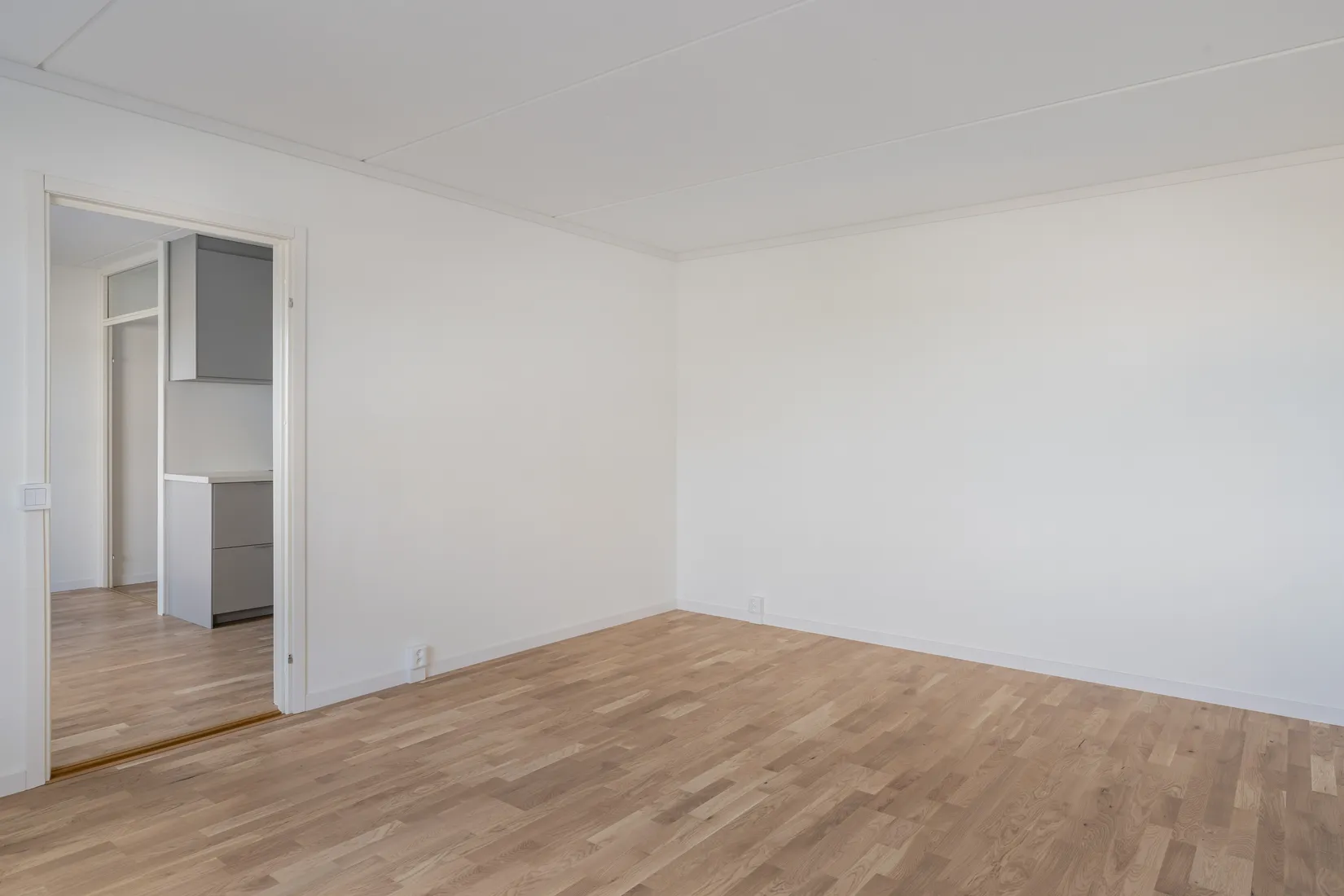 Bostadsrätt, ÅKERBYVÄGEN 98, Täby centrum - storstugan, Täby