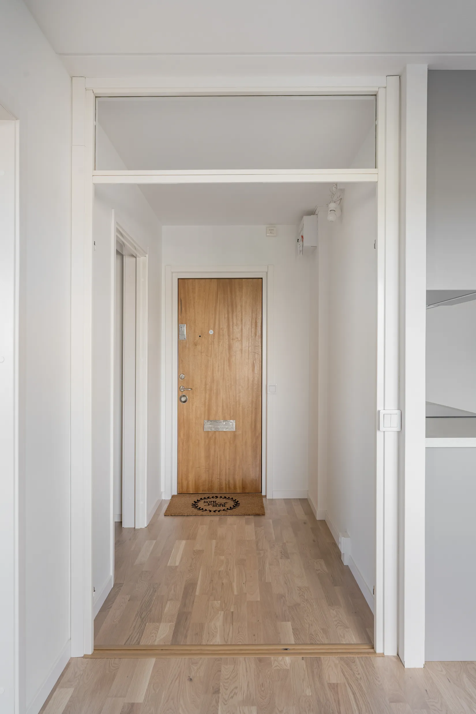 Bostadsrätt, ÅKERBYVÄGEN 98, Täby centrum - storstugan, Täby