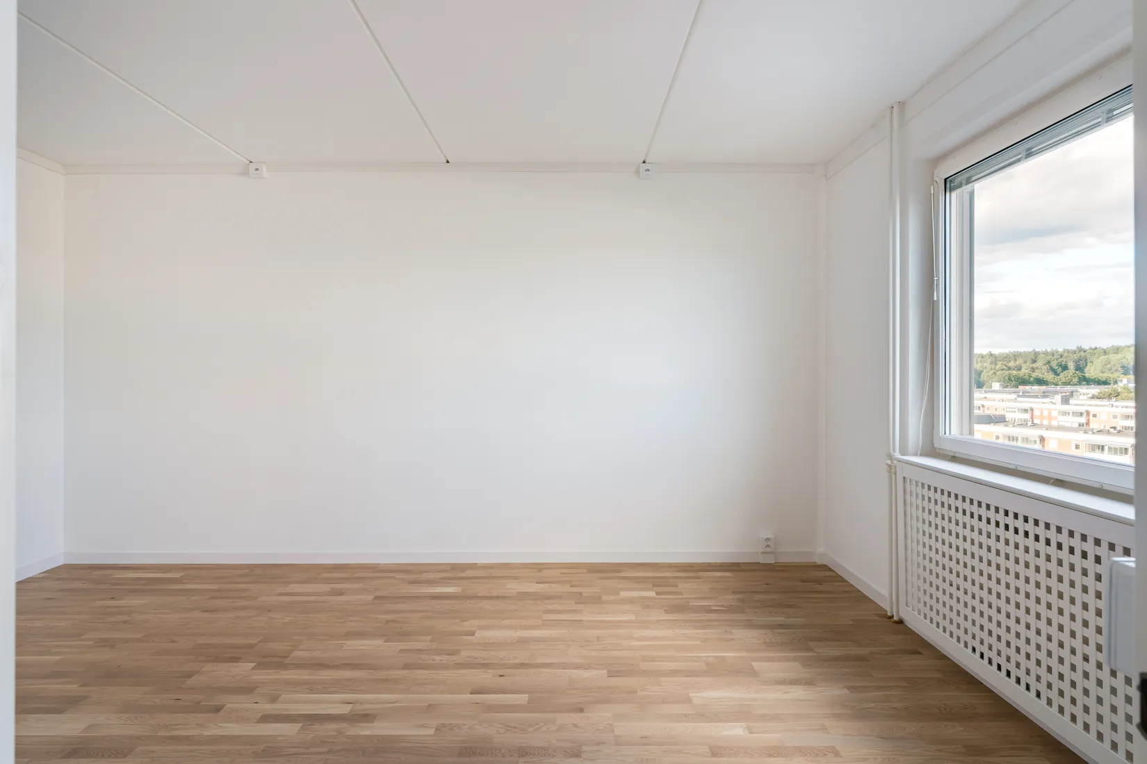 Bostadsrätt, ÅKERBYVÄGEN 98, Täby centrum - storstugan, Täby