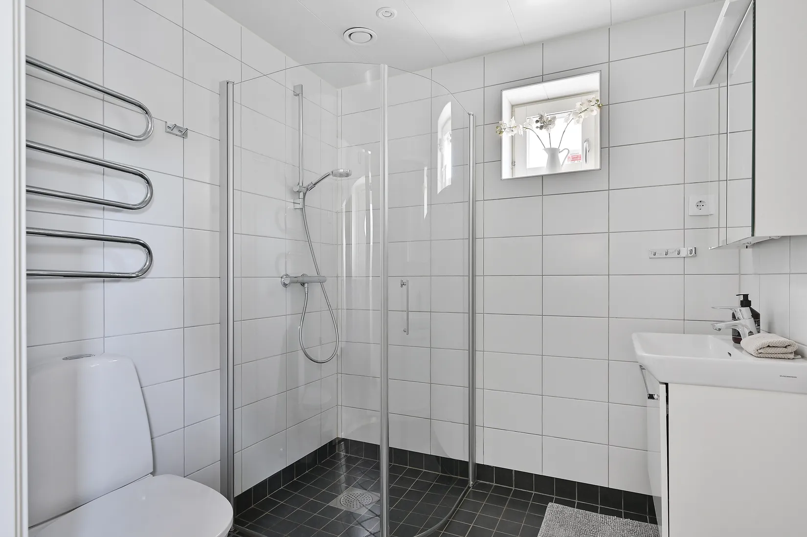 Villa, Mjölnarvägen 22, Jungfrusund, Ekerö