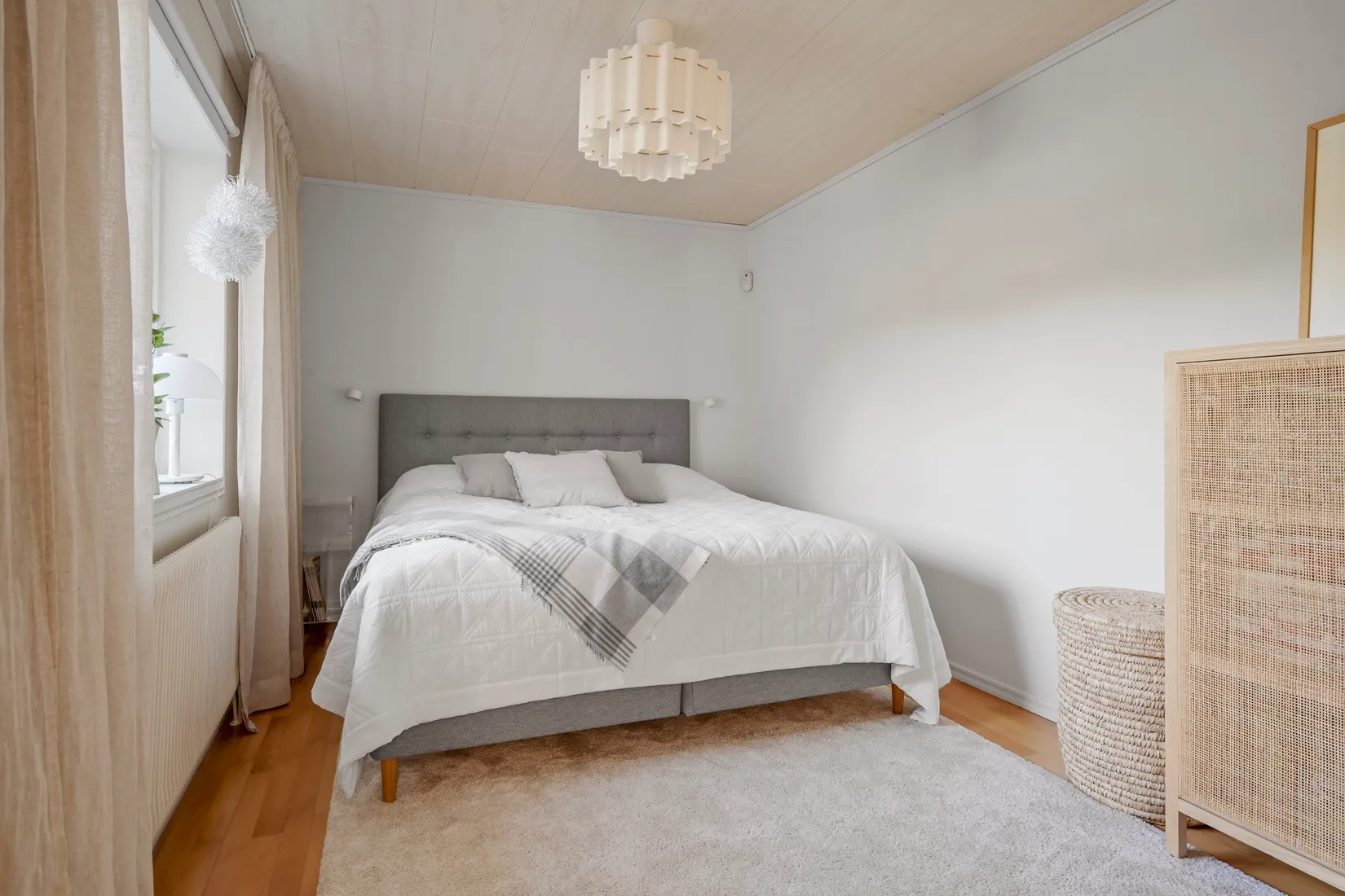 Villa, Oxundavägen 9, Runby, Upplands Väsby