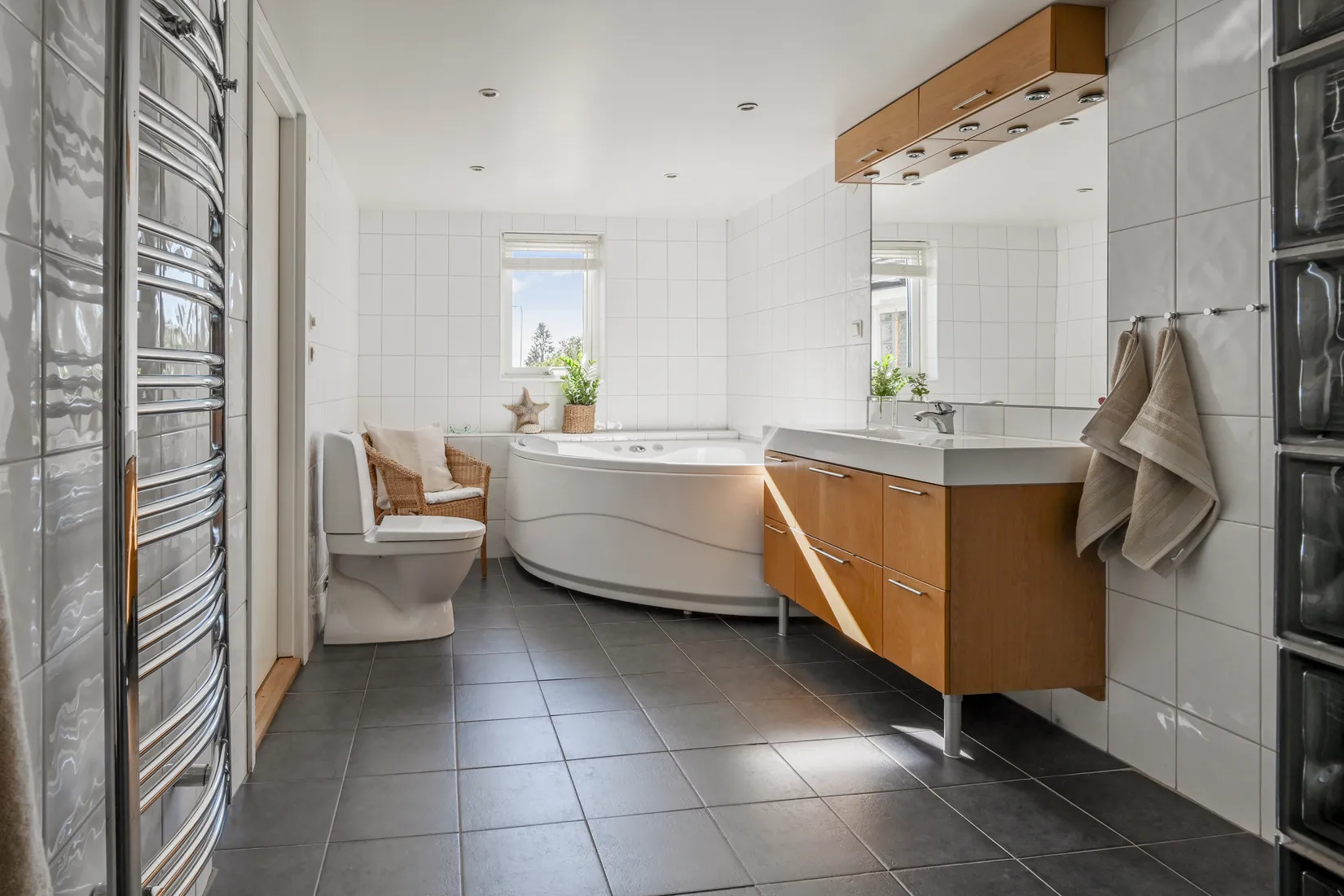 Villa, Oxundavägen 9, Runby, Upplands Väsby