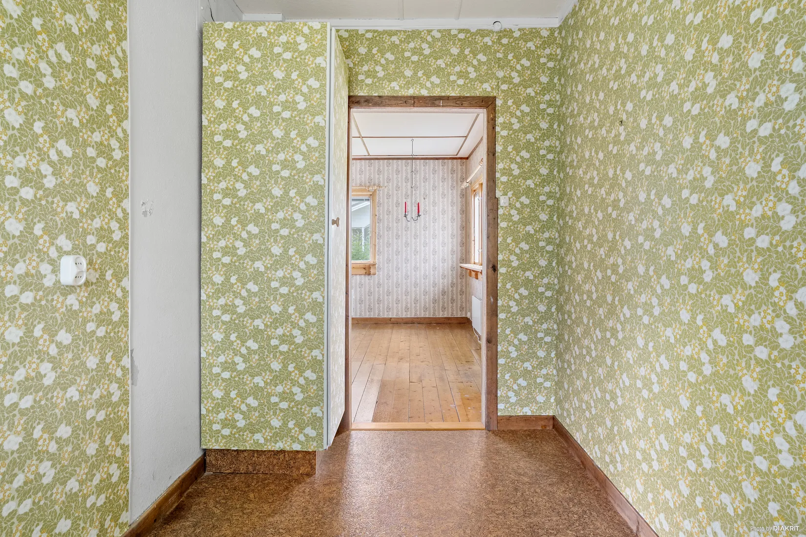 Villa, Sjöbäcksvägen 5, Odensala, Östersund