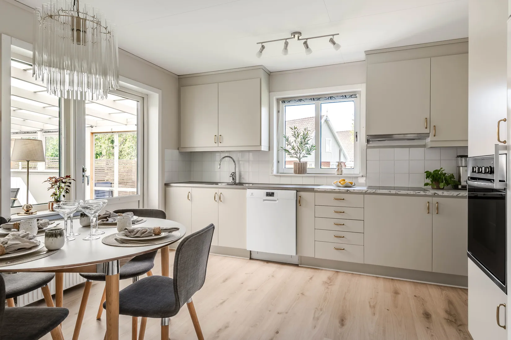 Radhus, Grönsaksvägen 9C, Östra, Mjölby