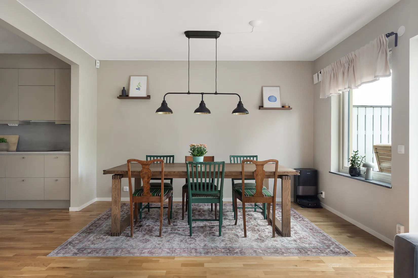 Radhus, Snömolnsvägen 23, Fullerö Hage, Uppsala
