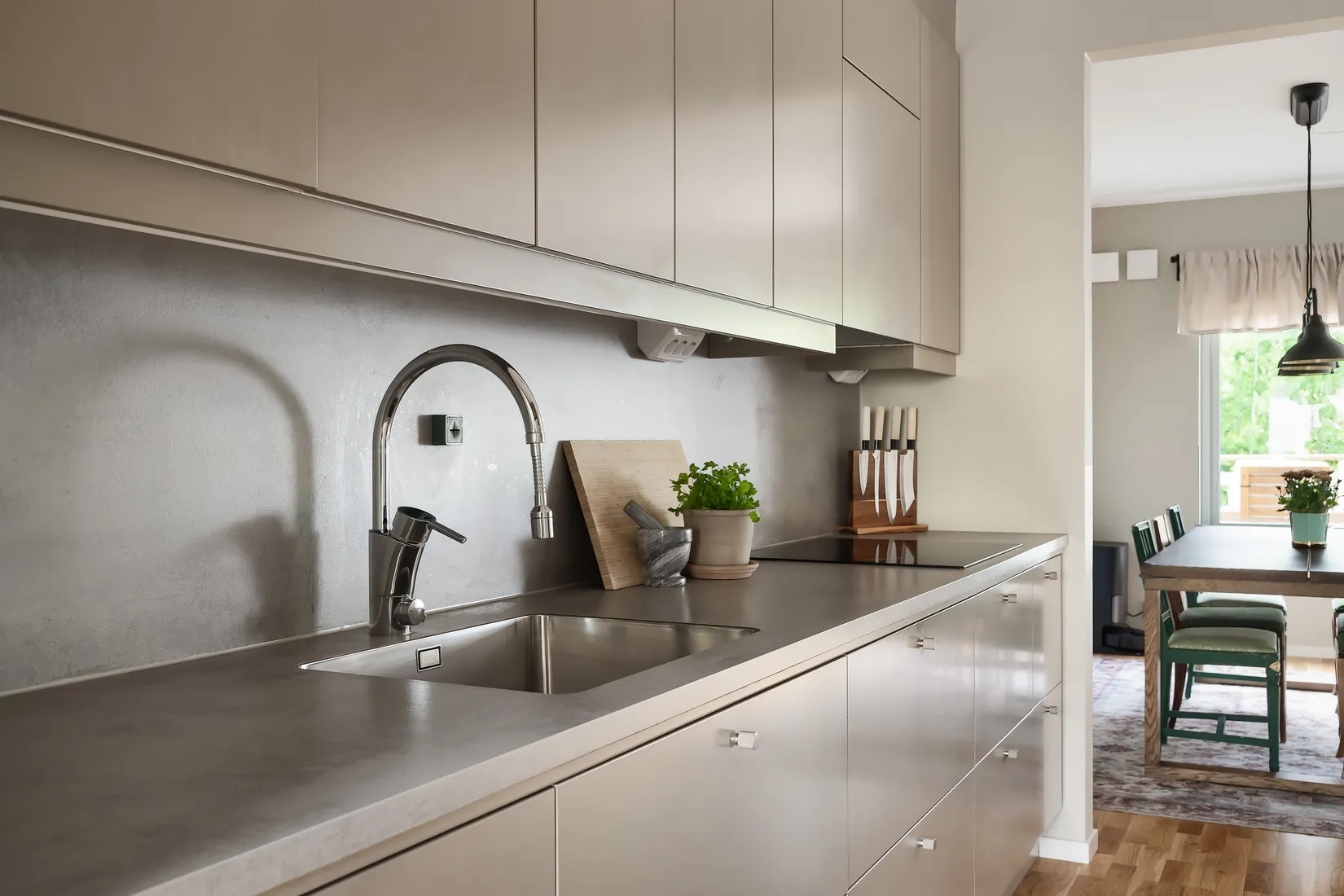 Radhus, Snömolnsvägen 23, Fullerö Hage, Uppsala