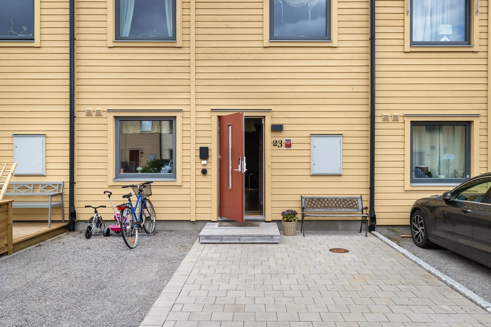 Radhus, Snömolnsvägen 23, Fullerö Hage, Uppsala