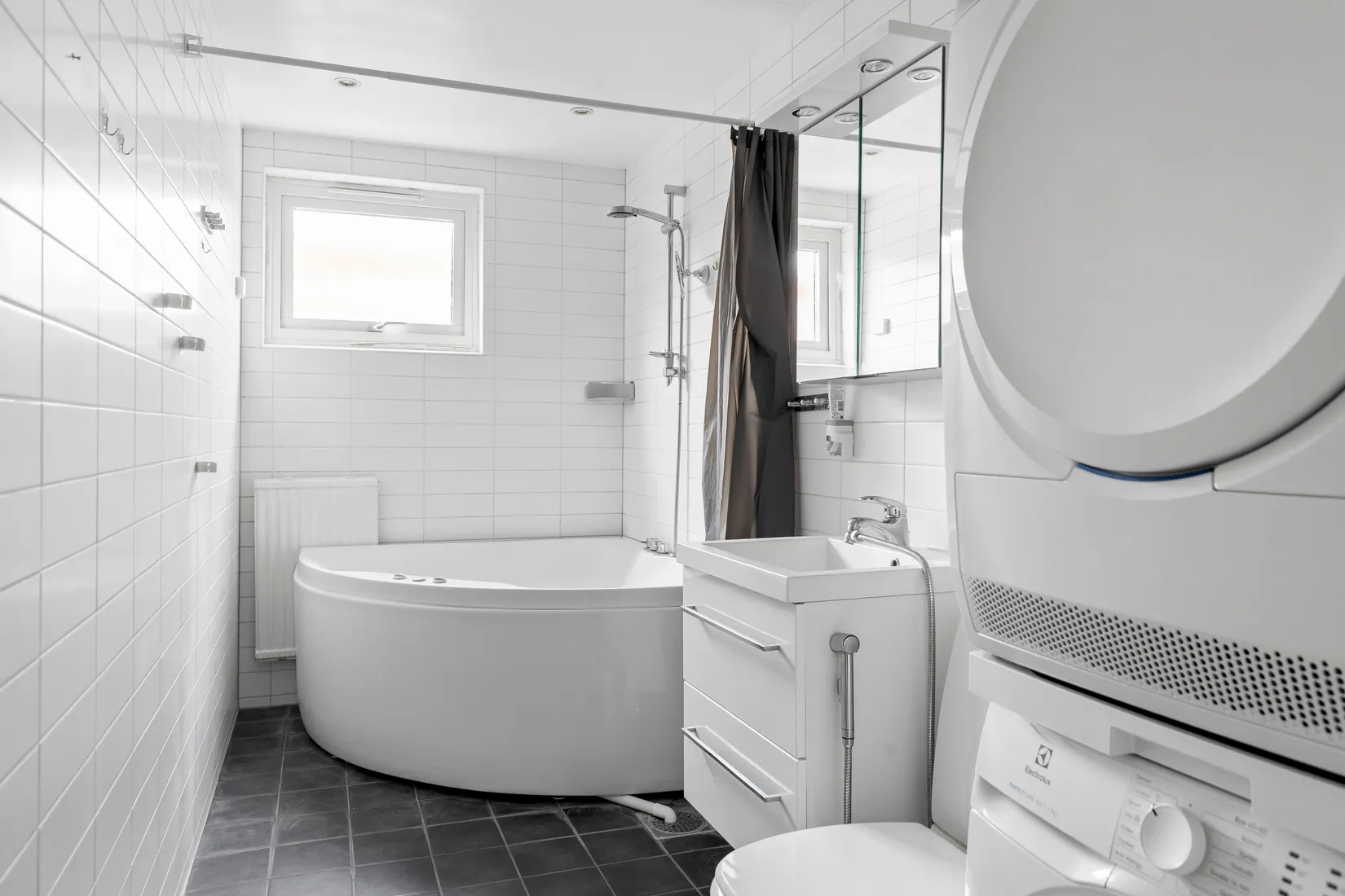 Bostadsrätt, Sveaborgsgatan 11, Akalla, Stockholm