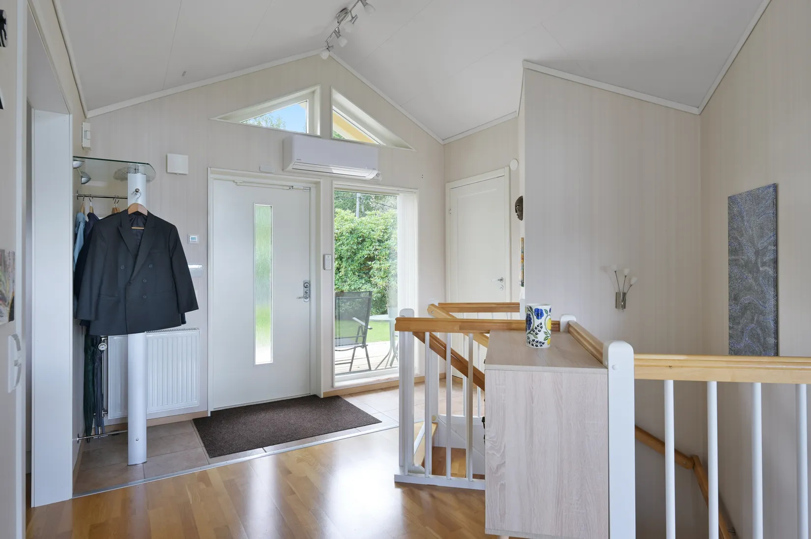 Villa, Bergsrundan 6, Ekerö Helgö, Ekerö
