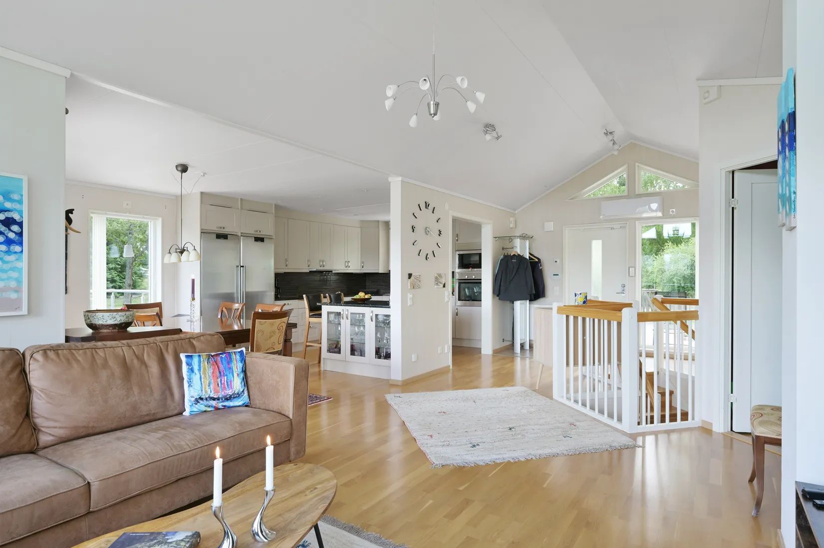 Villa, Bergsrundan 6, Ekerö Helgö, Ekerö