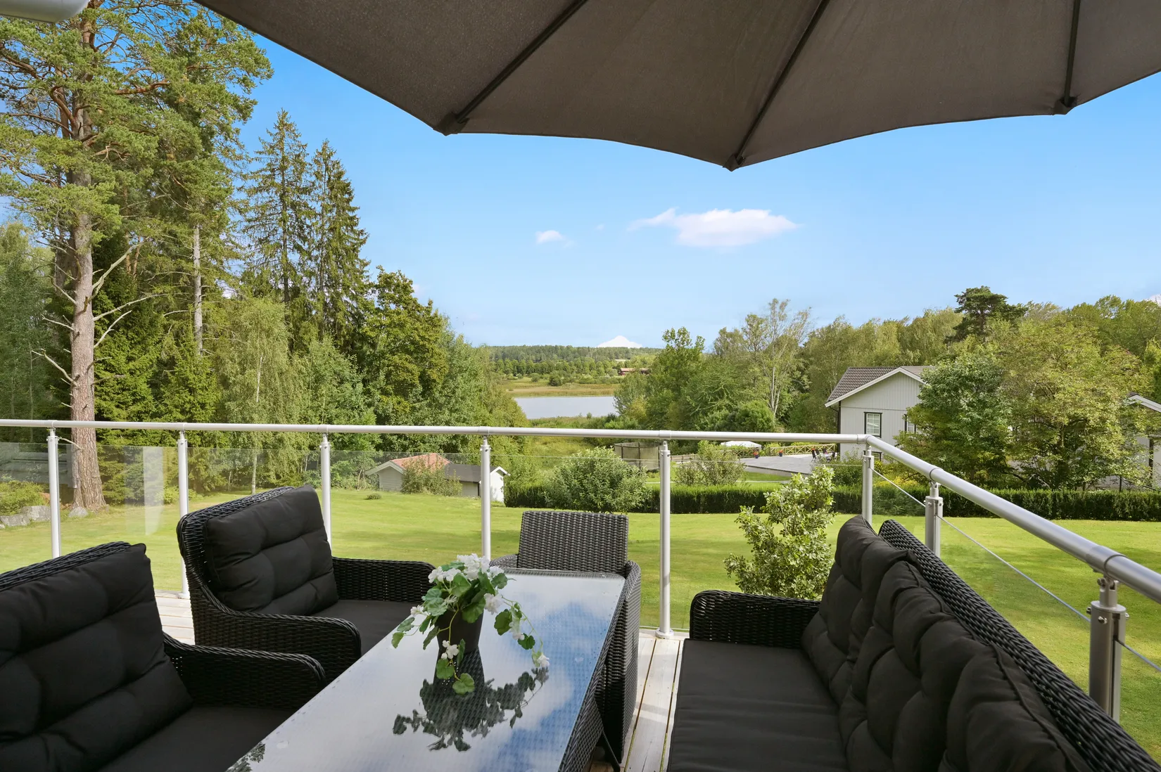 Villa, Bergsrundan 6, Ekerö Helgö, Ekerö