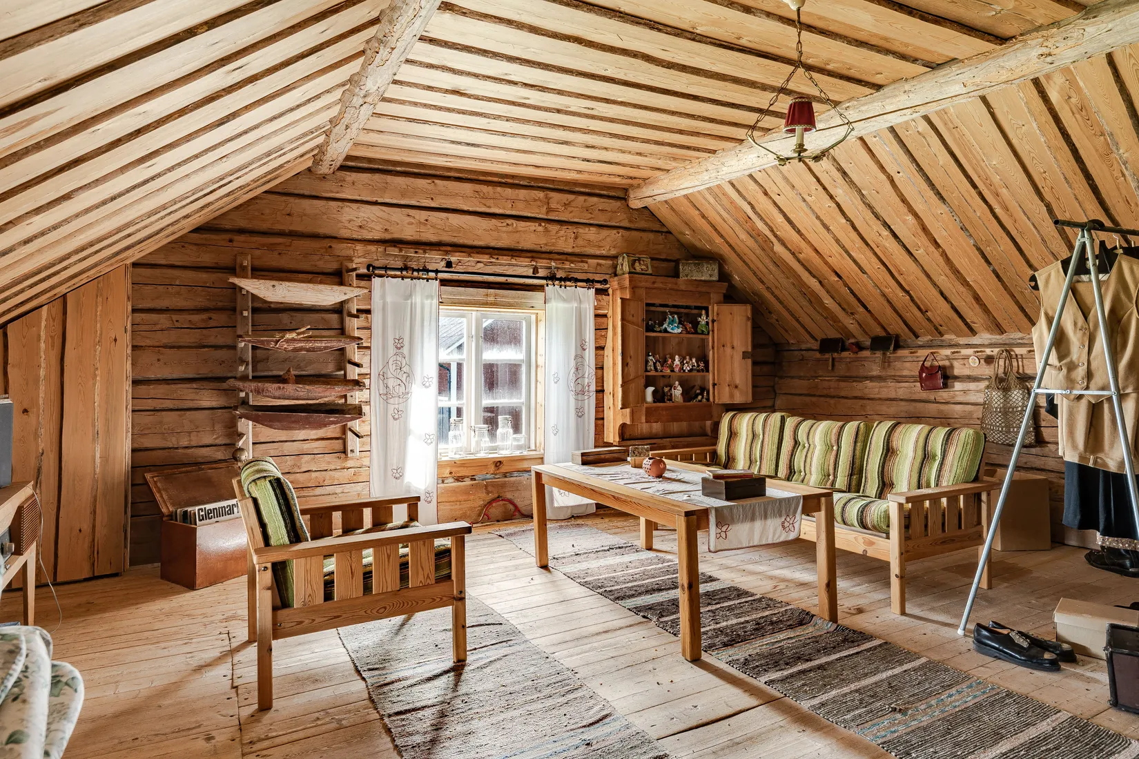 Gård/Skog, Gravbränna 220, Krokom