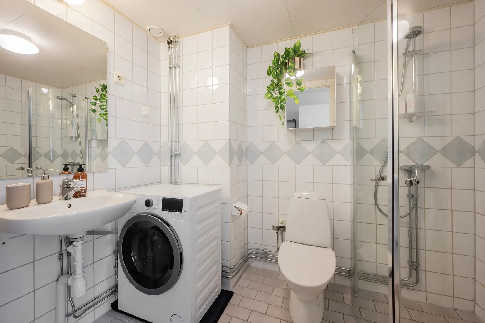 Bostadsrätt, Rådstuguvägen 5, 4tr, Centrala Huddinge, Huddinge