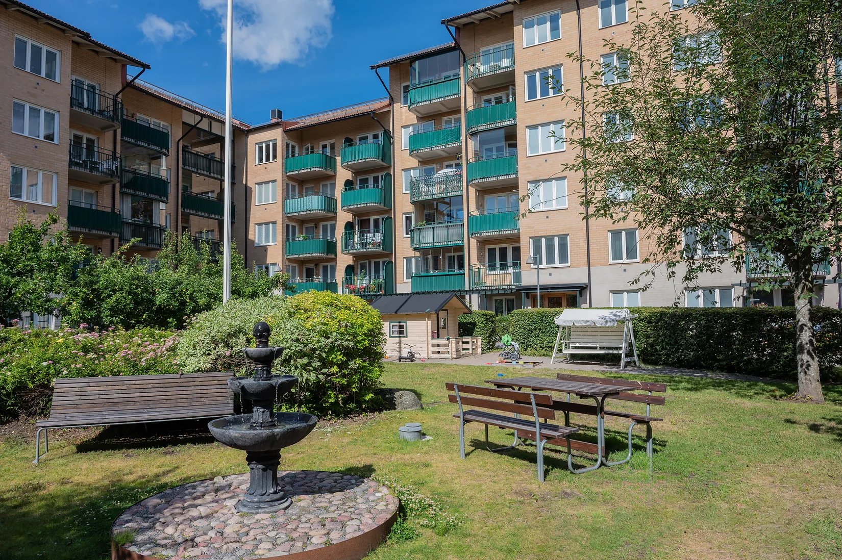Bostadsrätt, Rådstuguvägen 5, 4tr, Centrala Huddinge, Huddinge