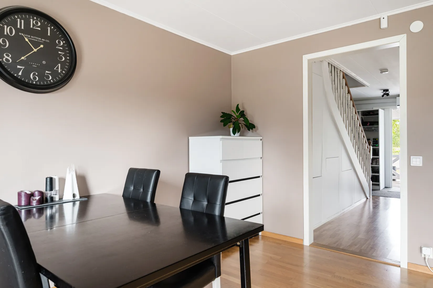 Radhus, Spelmansvägen 24, Kungsängen - Brunna, Upplands-Bro