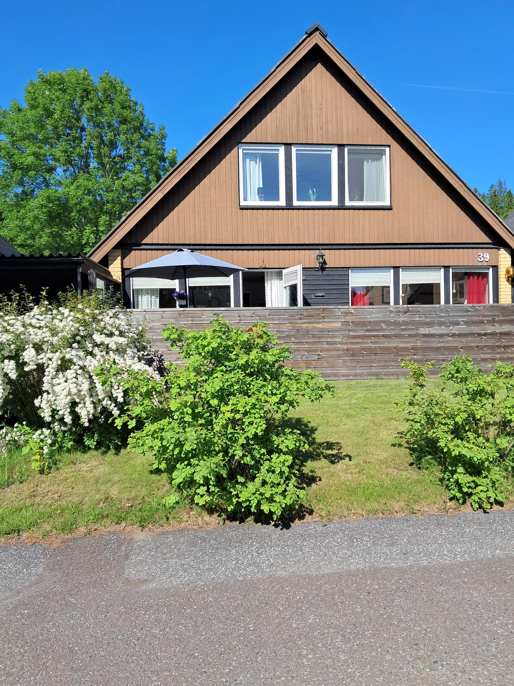 Radhus, Flöjtgatan 39, Gånsvik, Härnösand