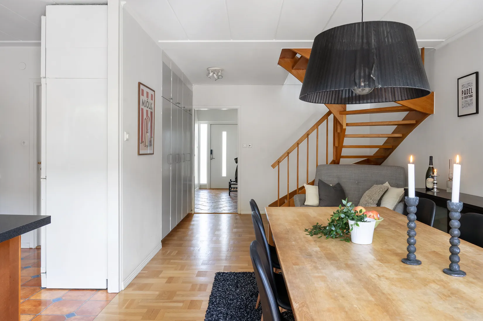 Radhus, Västergöksvägen 41, Nälsta, Stockholm