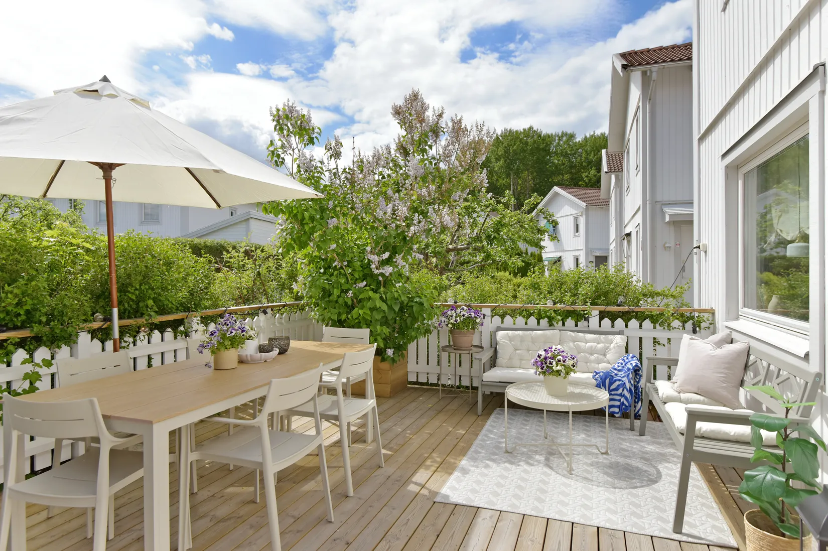 Radhus, Danagränd 18, Skälby, Järfälla