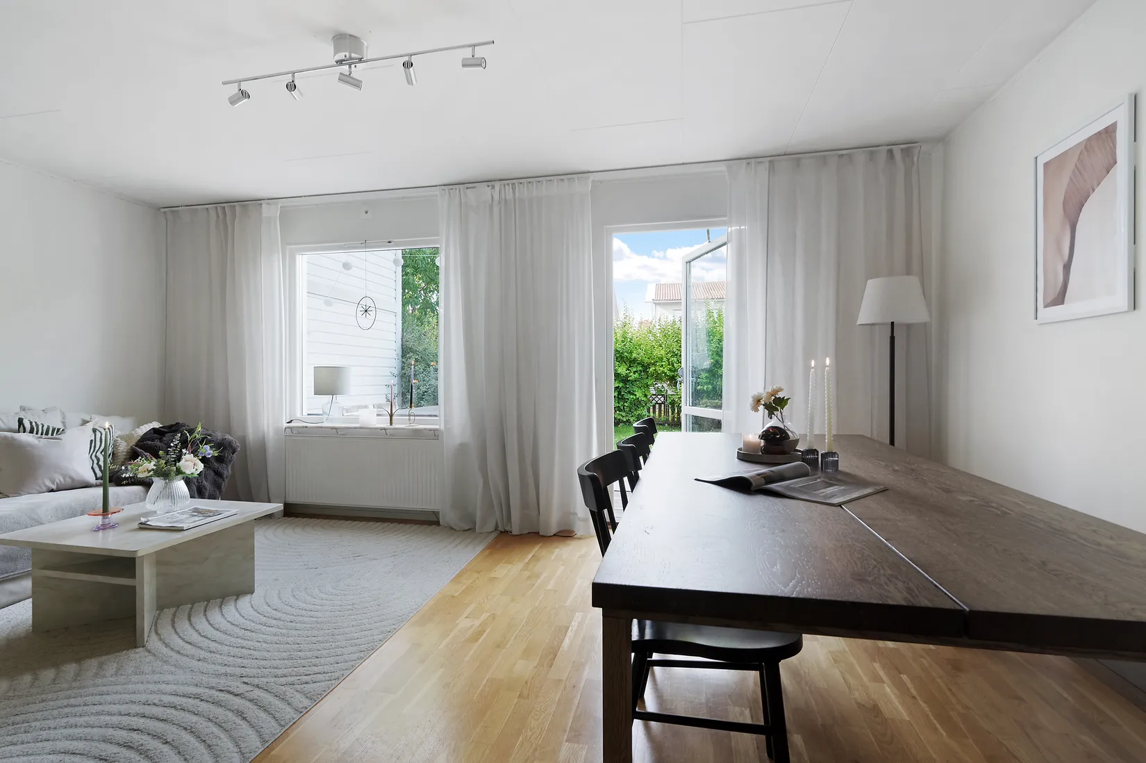 Radhus, Danagränd 18, Skälby, Järfälla