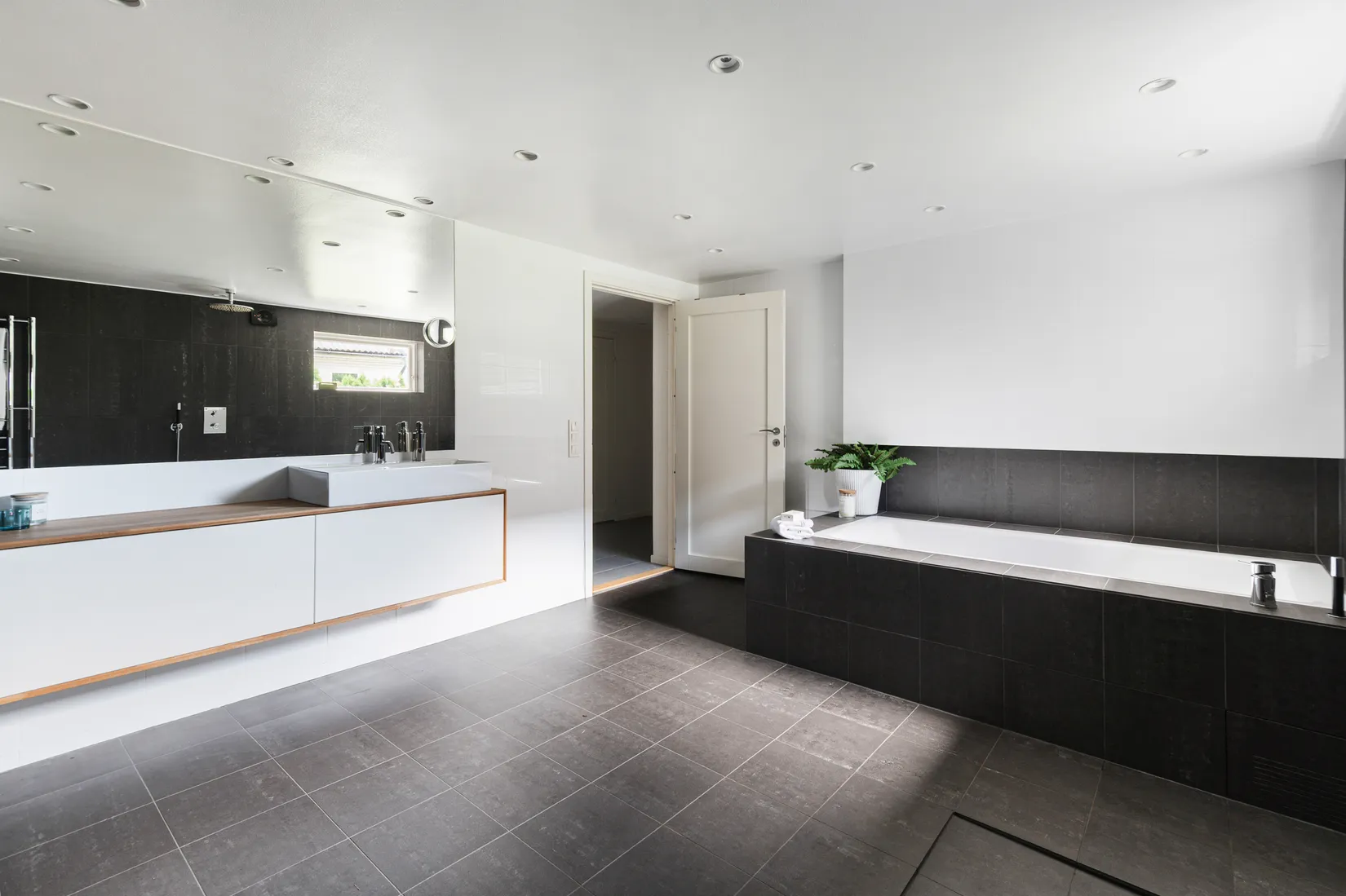 Villa, Skandiavägen 4A, Skälsätra, Tyresö