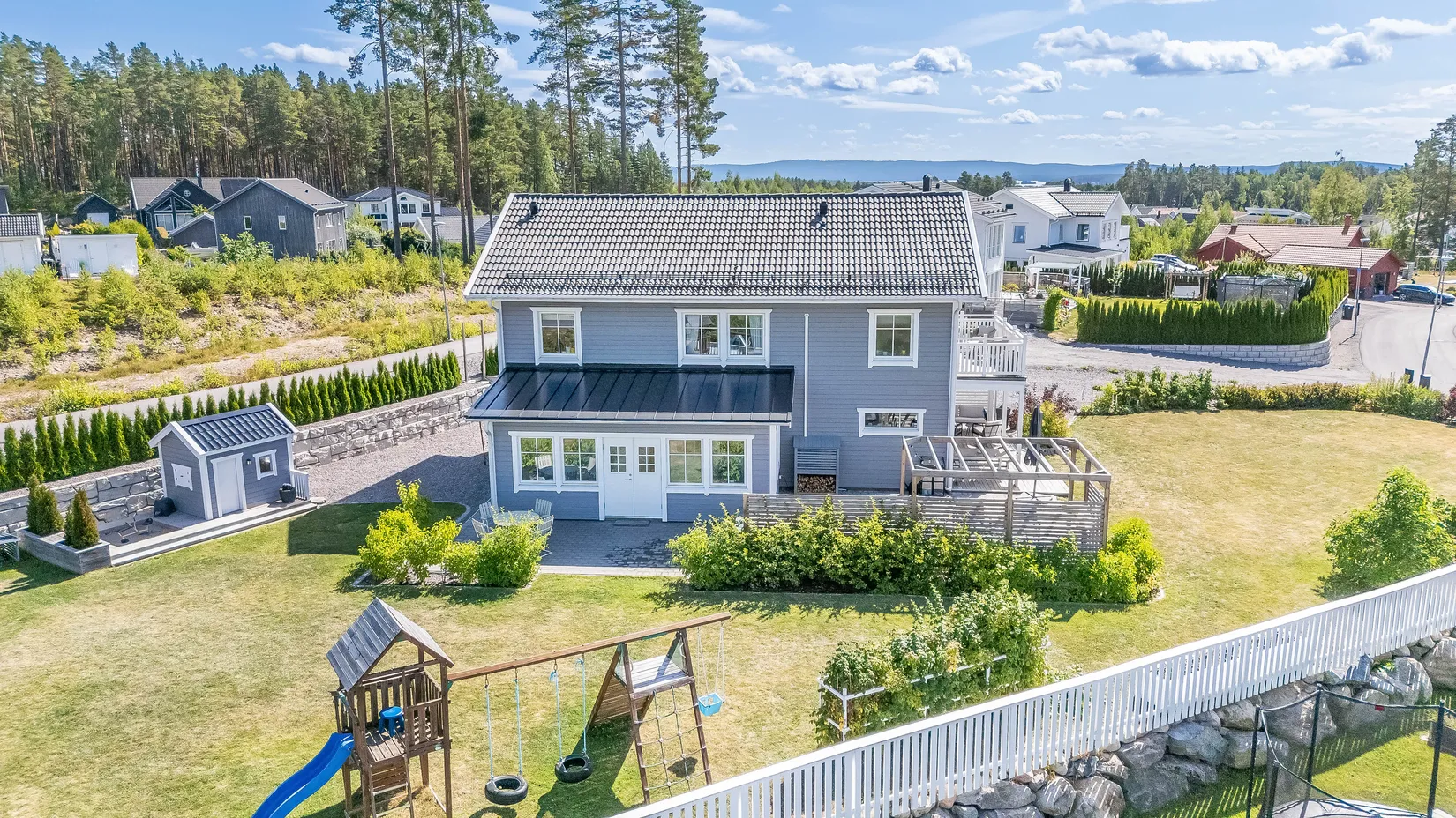 Villa, Dora Lindgrens väg 95, Lilla Källviken, Falun