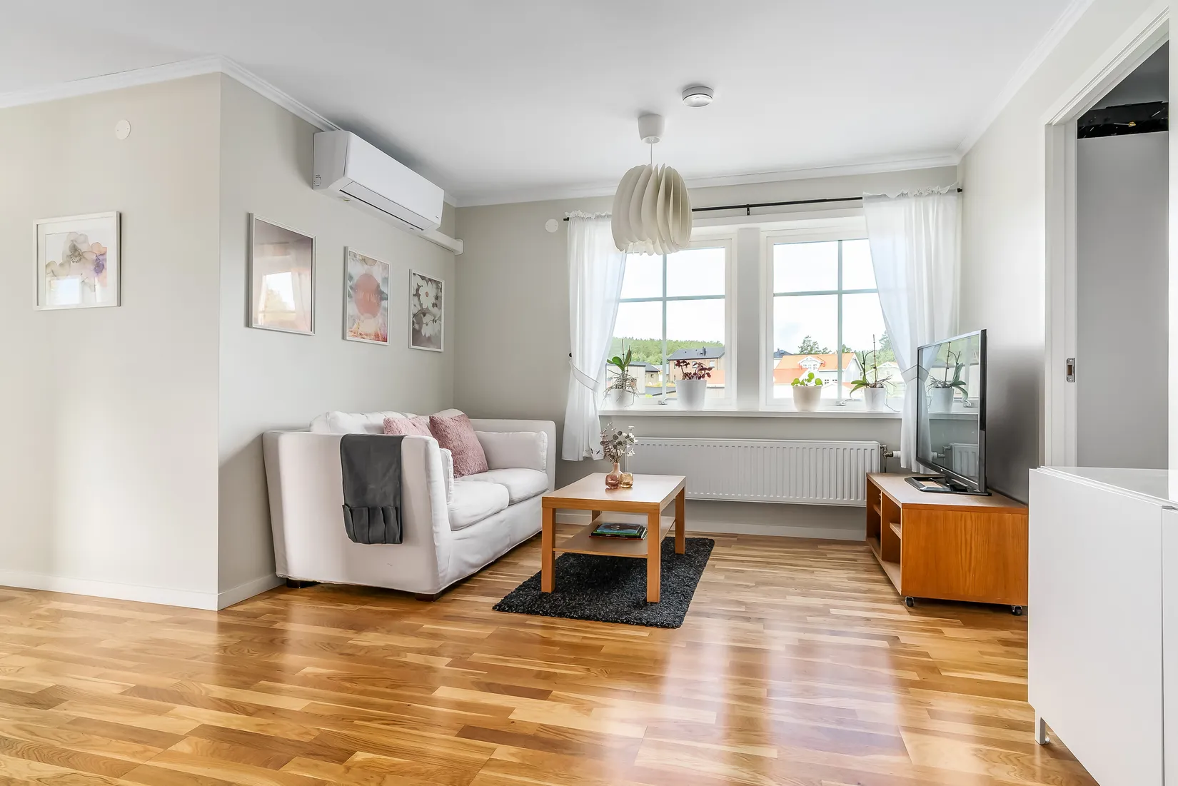 Villa, Dora Lindgrens väg 95, Lilla Källviken, Falun