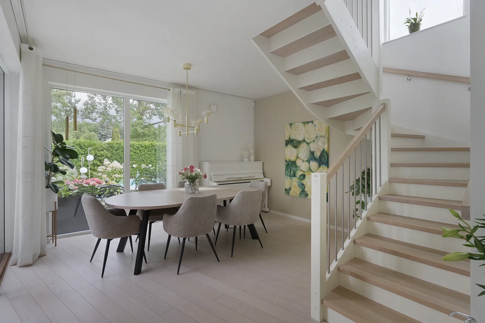 Radhus, Stuterivägen 35, Vattmyra, Järfälla