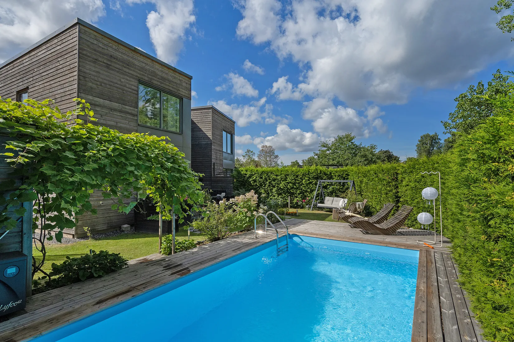 Radhus, Stuterivägen 35, Vattmyra, Järfälla