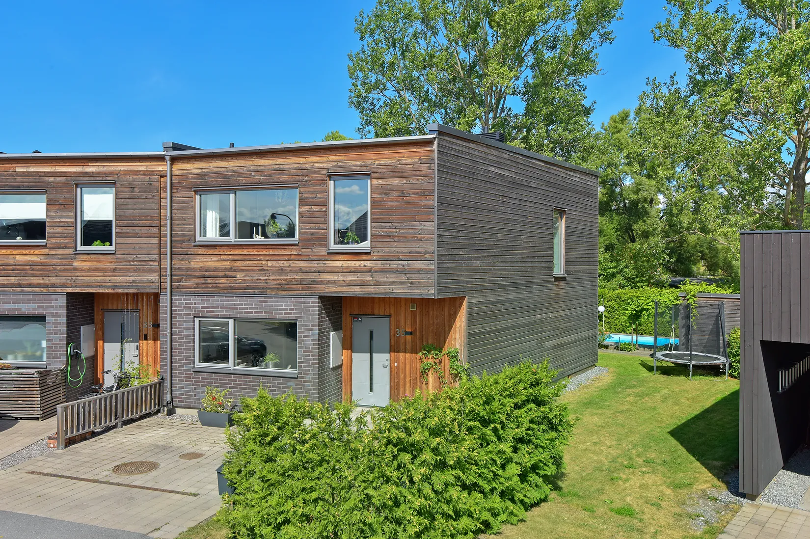 Radhus, Stuterivägen 35, Vattmyra, Järfälla