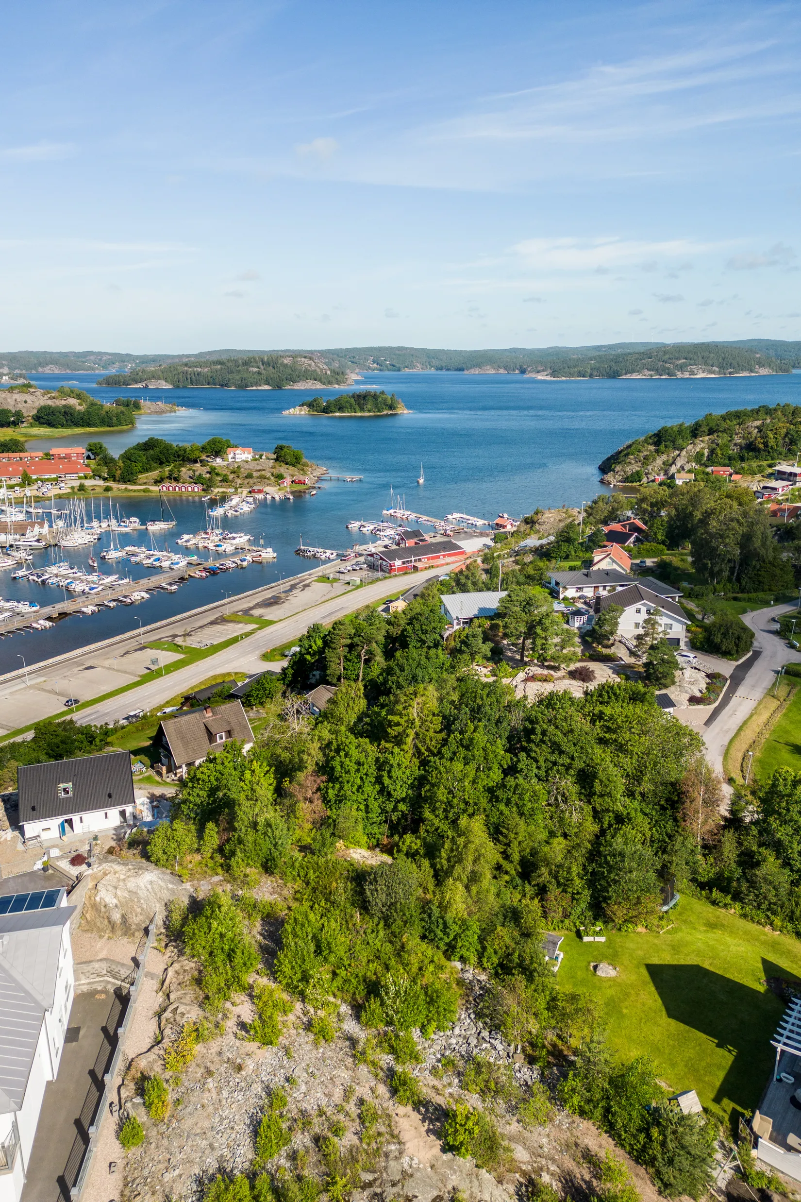 Tomt, Flintåsvägen 4, Henån, Orust